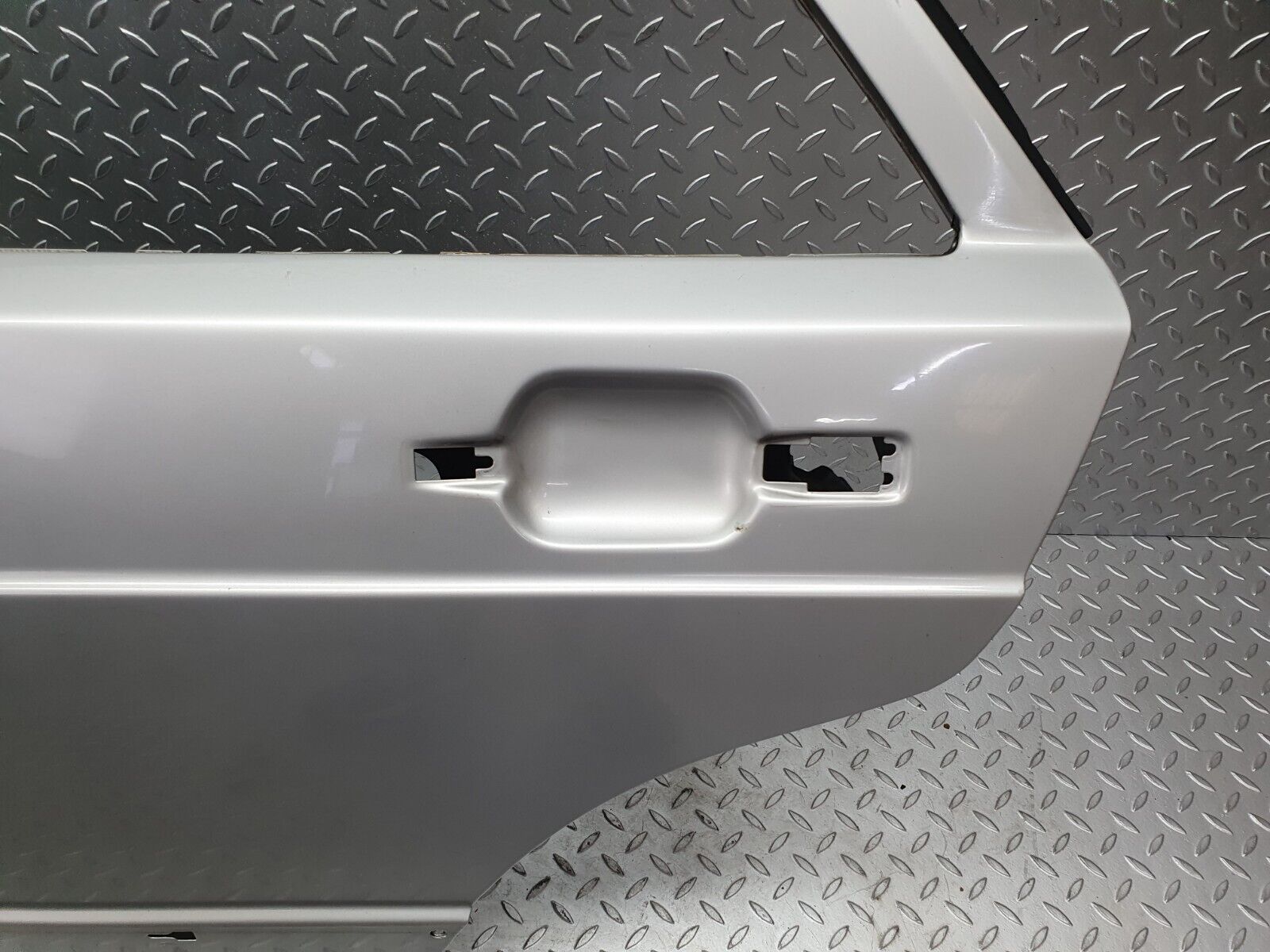 42972 Mercedes-Benz W201 190 Rear Left Door