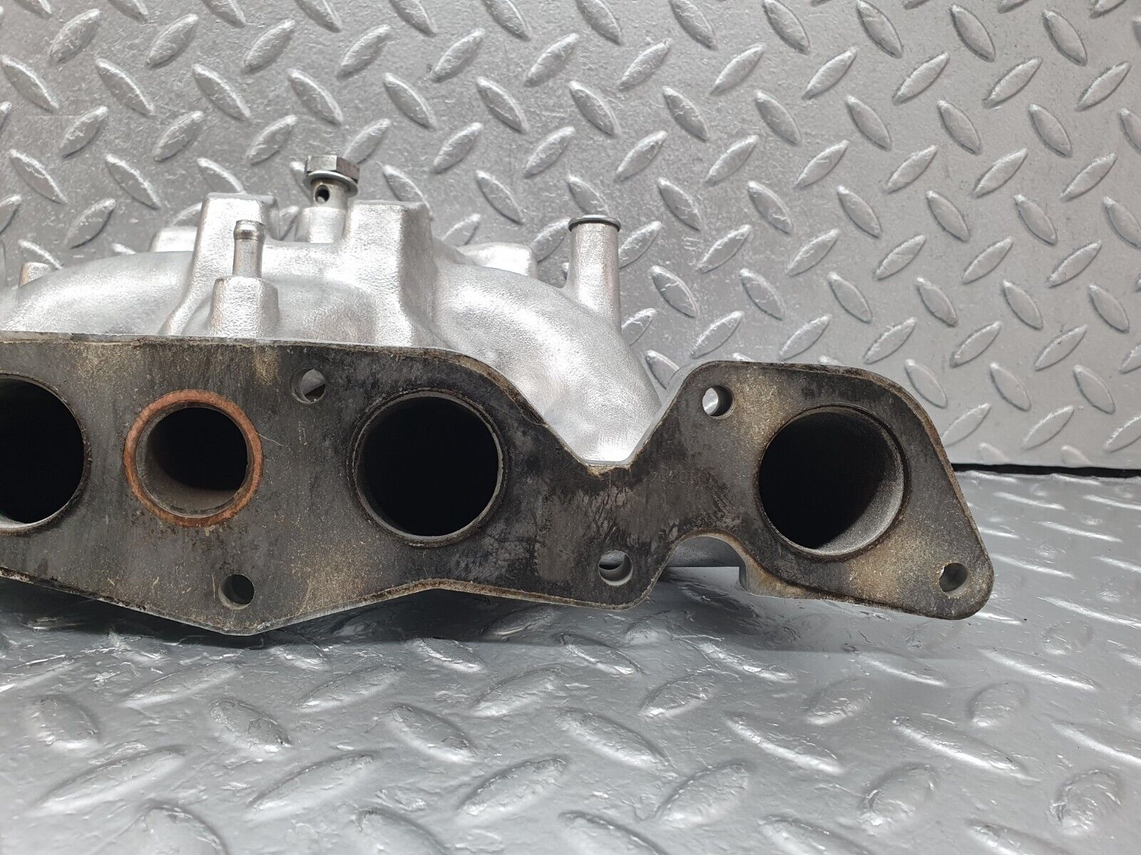 42802 Mercedes-Benz W201 190 2.0L Air Intake Manifold 1021411601 1021411319