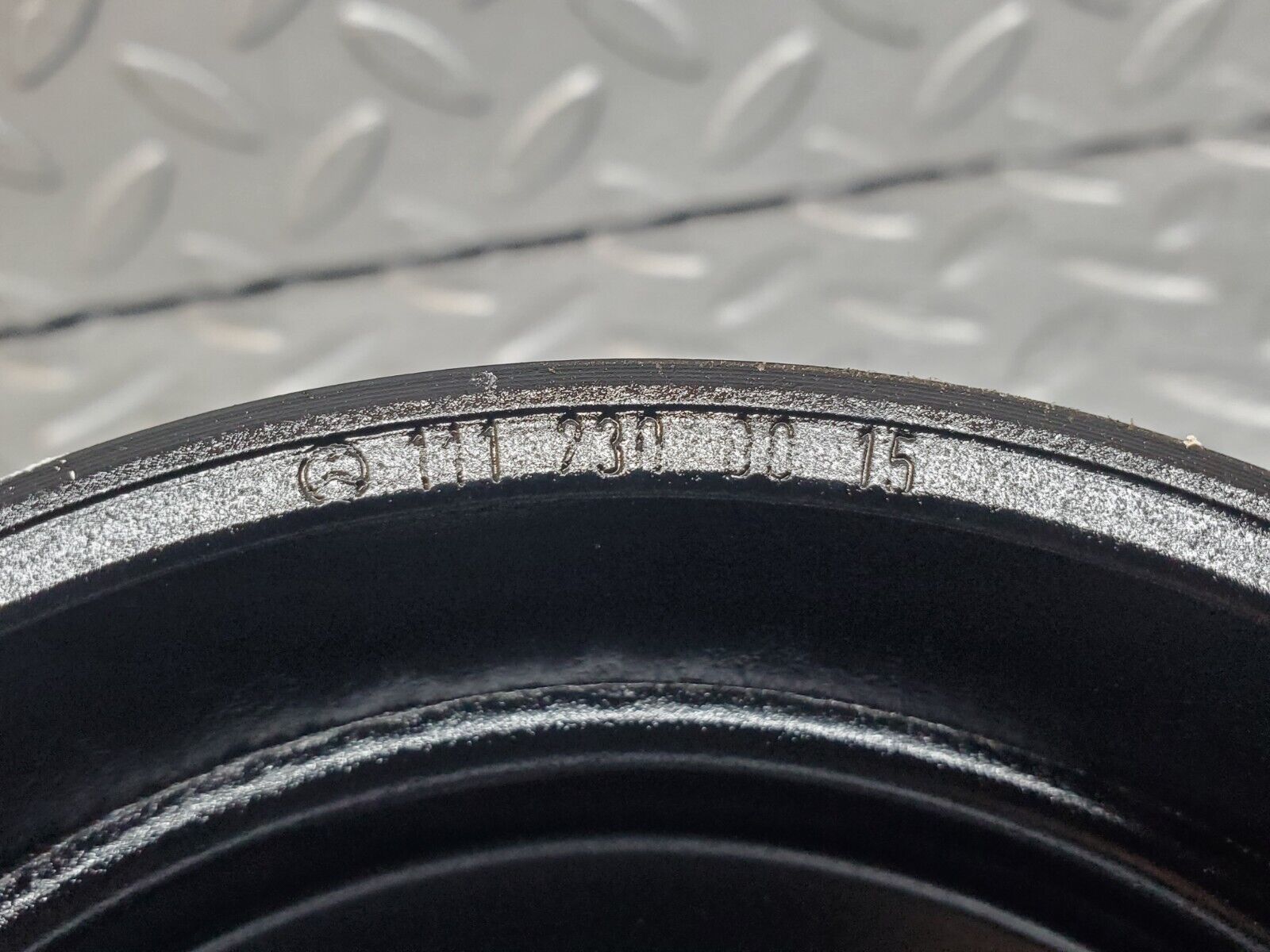 44721 Mercedes-Benz W124 220E Power Steering Pump Pulley 1112300015