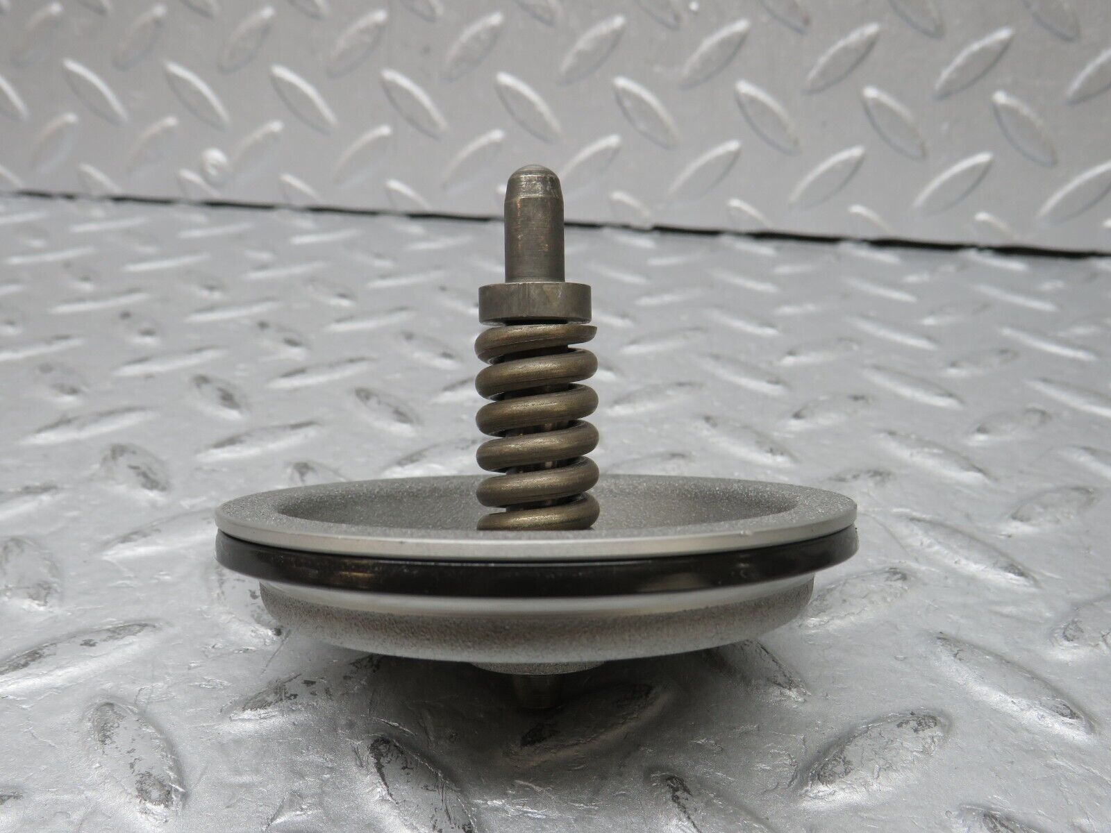 36437 Mercedes-Benz R107 450SL Automatic Gearbox Piston 2x 1152774938 1152775538