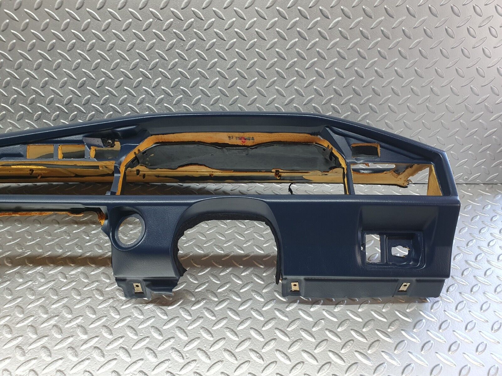 42668 Mercedes-Benz W201 190 2.0L Dashboard Blue