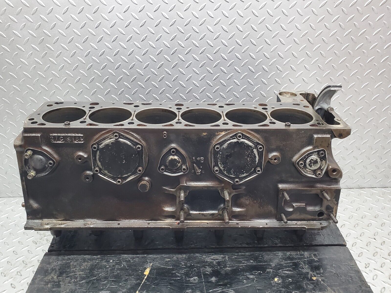 45460 Mercedes-Benz 280E M110.988 Engine Block 1100111101