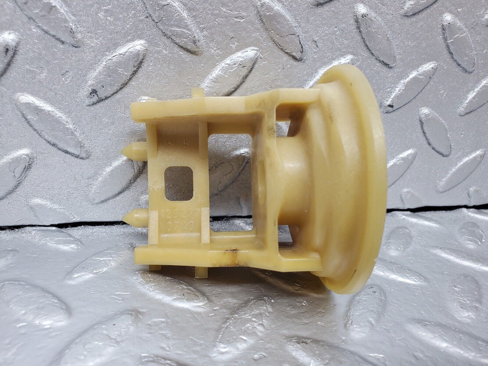 45515 Mercedes-Benz Gearbox Support Bracket 722.309 1262770940 1262770740