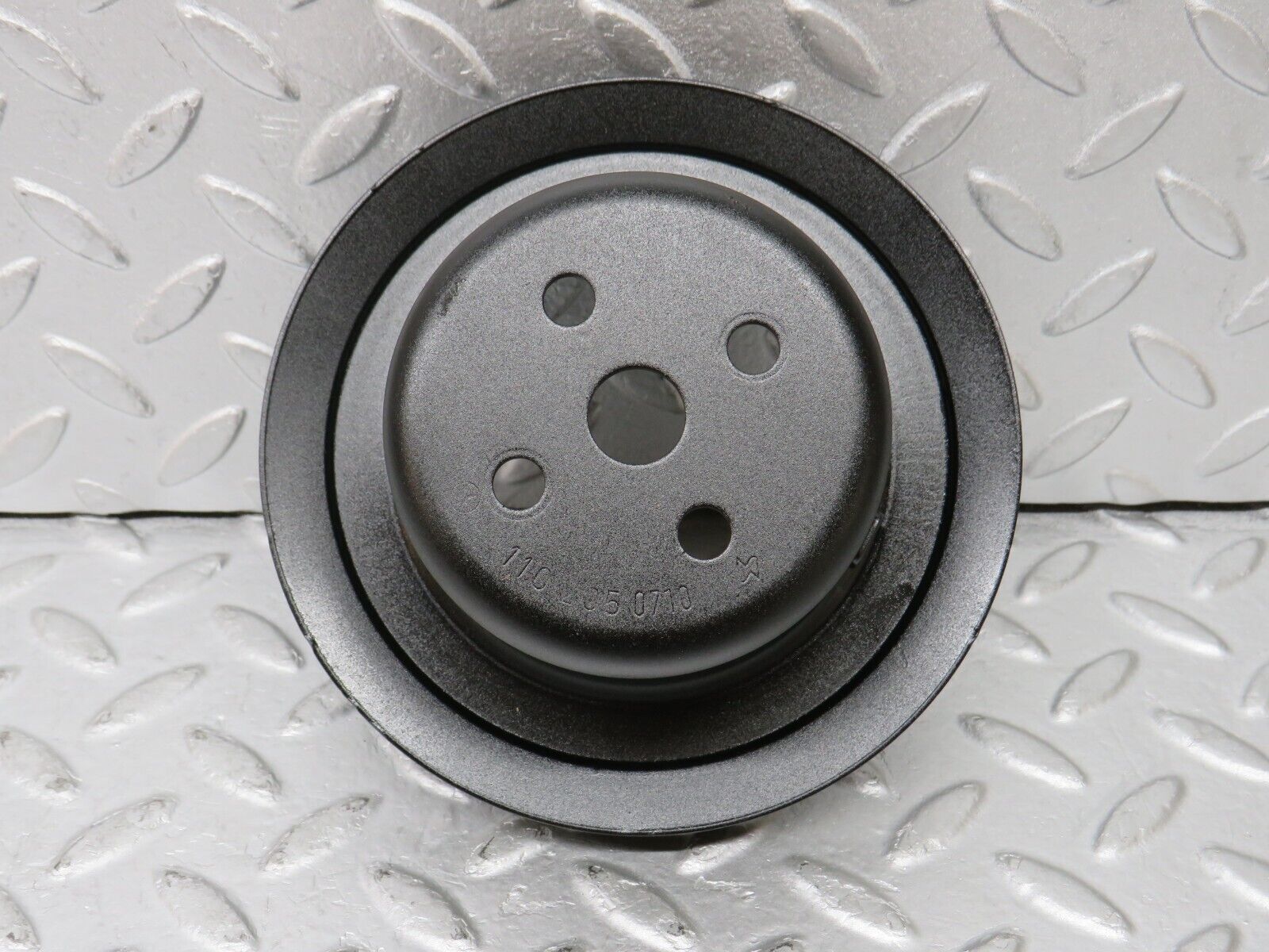 35470 Mercedes-Benz R107 280SL Water Pump Pulley 1102050710