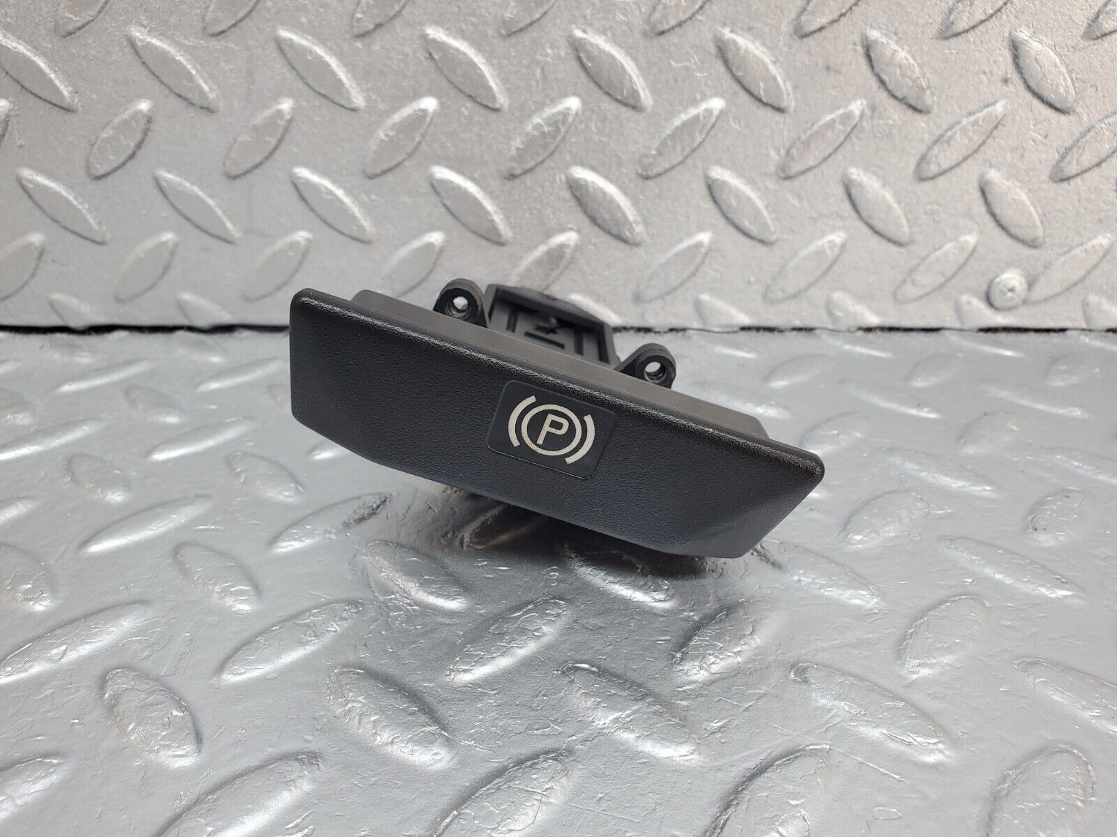 44670 Mercedes-Benz W124 220E Parking Brake Release Handle 1244270320 1244270712