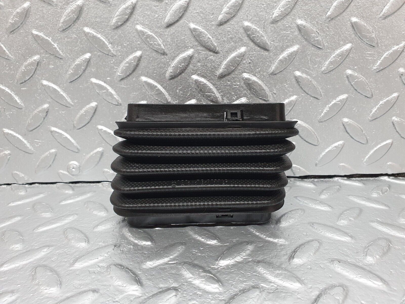 41843 Mercedes-Benz W202 C200 Front Door Wire Protector Rubber 2028210097