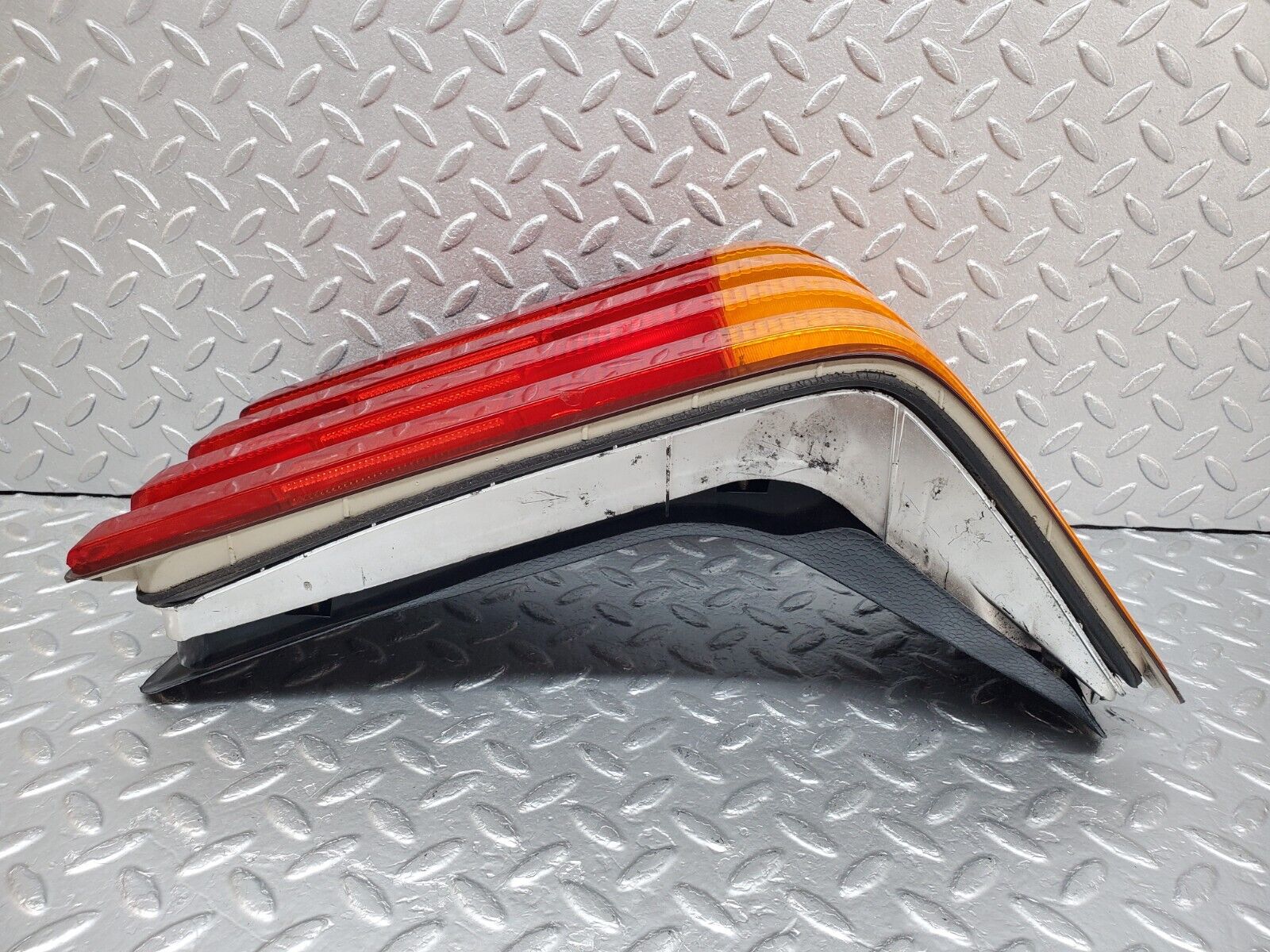 45039 Mercedes-Benz R129 300SL Coupe Tail Light Right Side