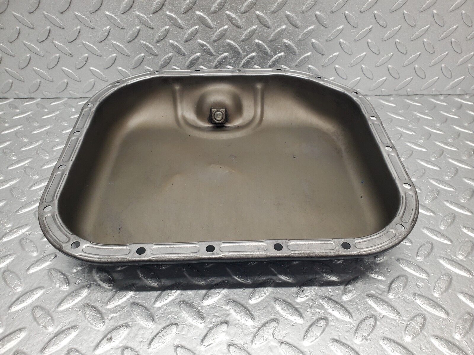 46320 Mercedes-Benz W126 420SE Oil Pan Oil Sump