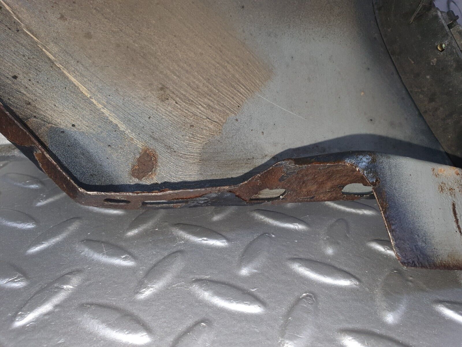 41835 Mercedes-Benz W202 C200 Front Left Fender Wing