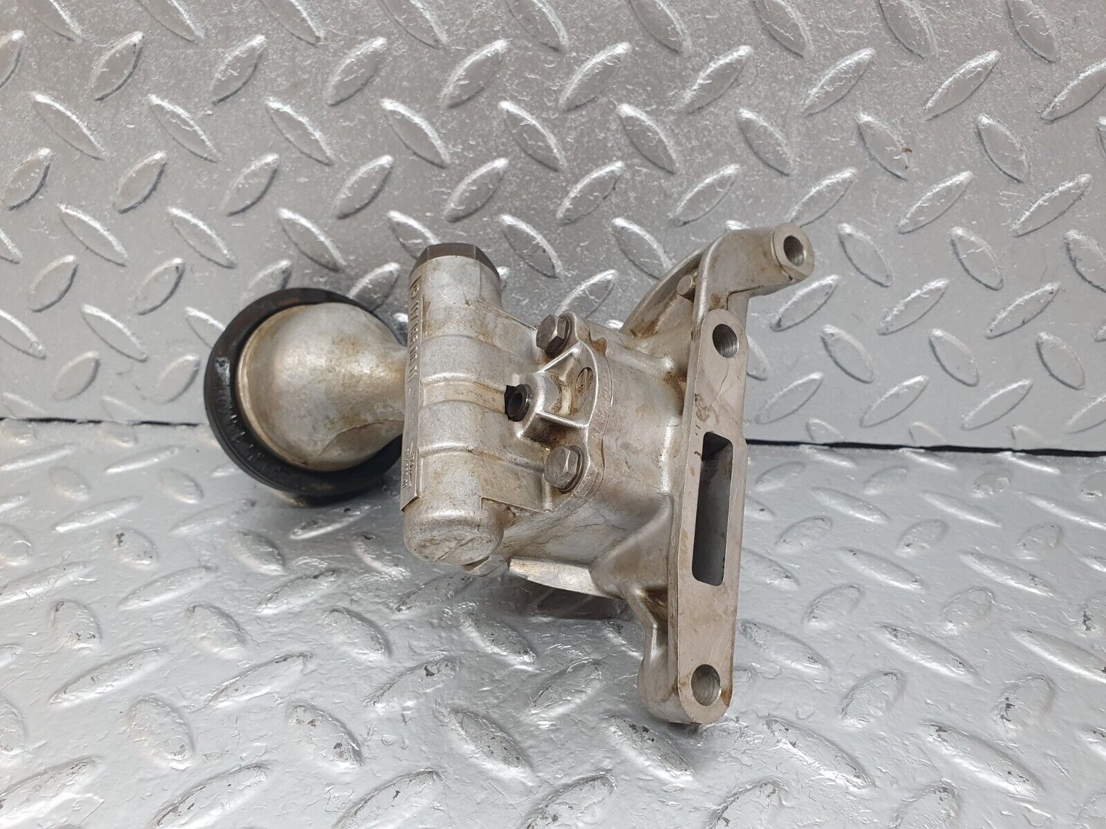 43835 Mercedes-Benz C126 380SEC Coupe Oil Pump 1171860001 1171810001