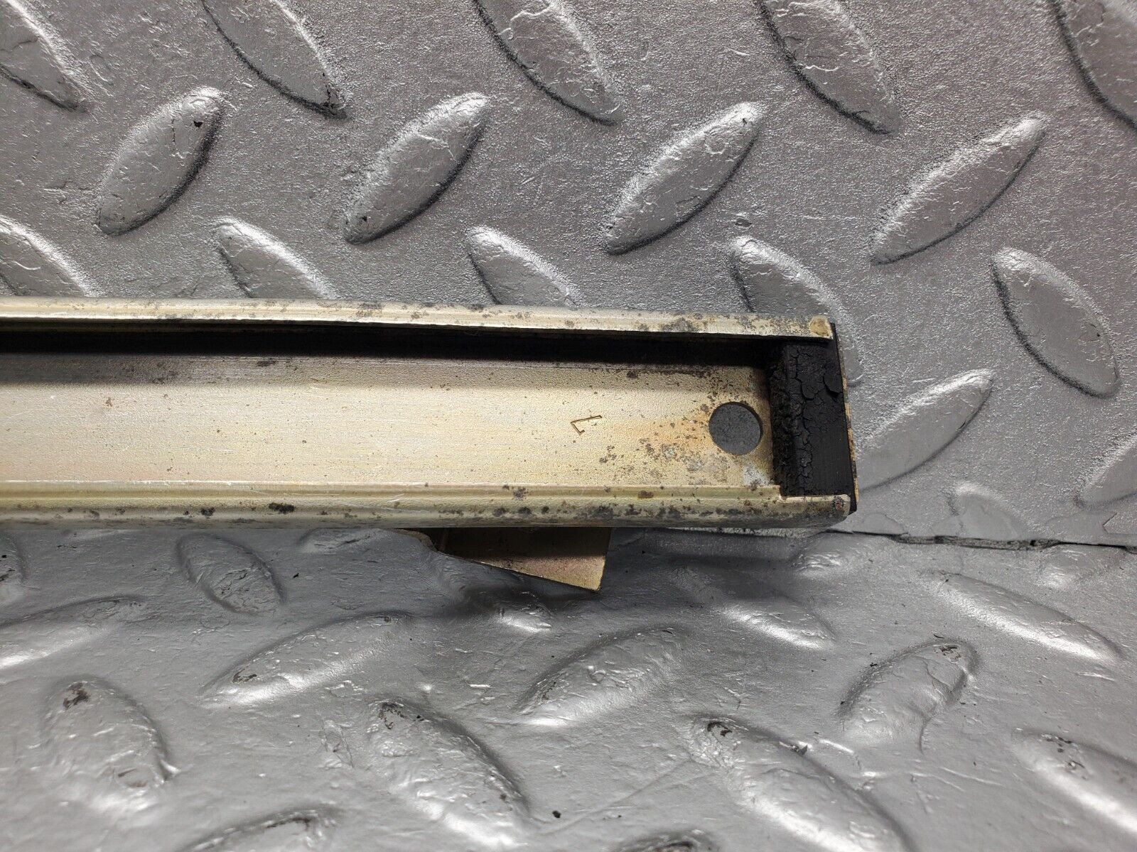 46353 Mercedes-Benz C123 280CE Coupe Rear Right Window Channel