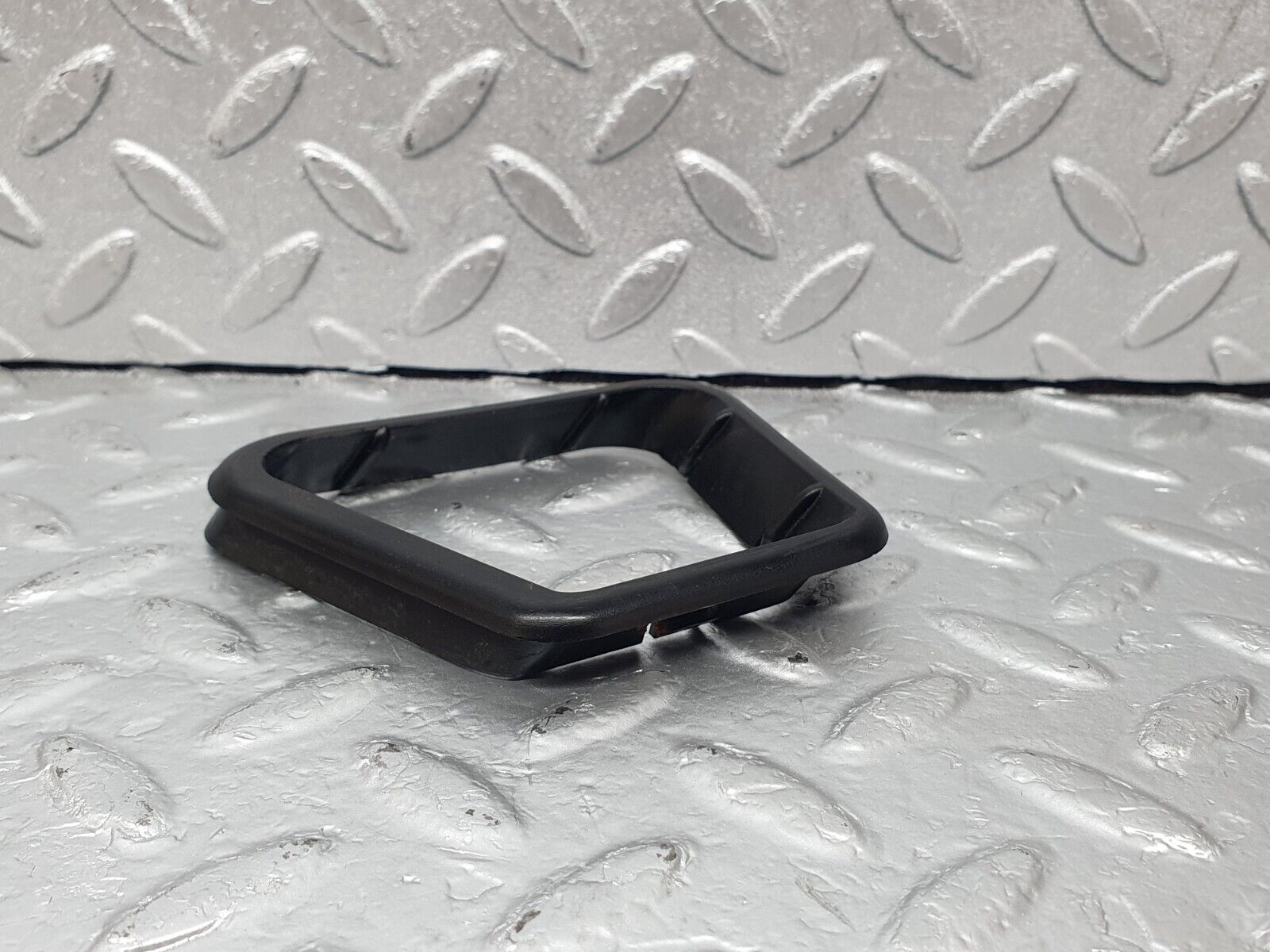 43837 Mercedes-Benz C126 380SEC Coupe Seat Belt Presenter Cover Trim Left Side 1266920159