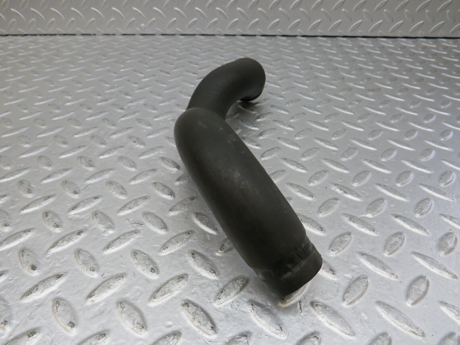 35423 Mercedes-Benz R107 280SL Radiator Coolant Hose 1075010282