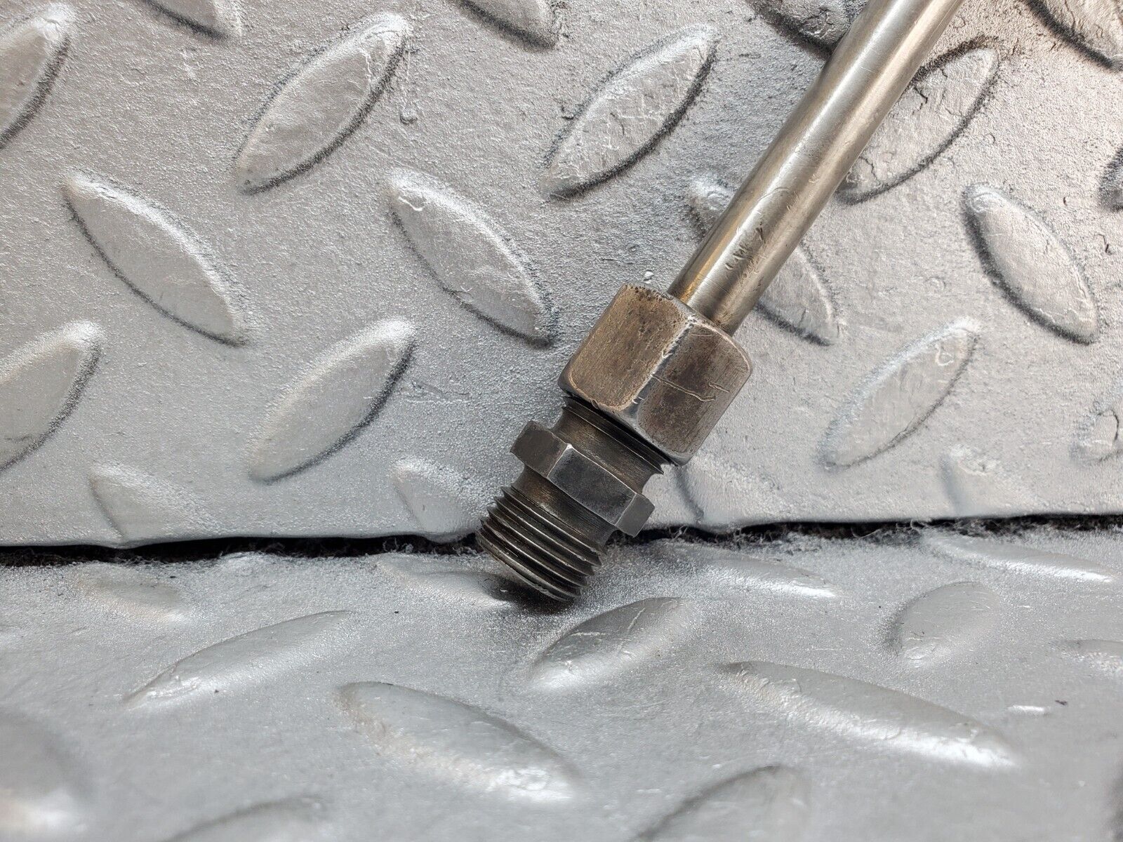 45375 Mercedes-Benz 280E M110.983 EGR Valve Hose Pipe