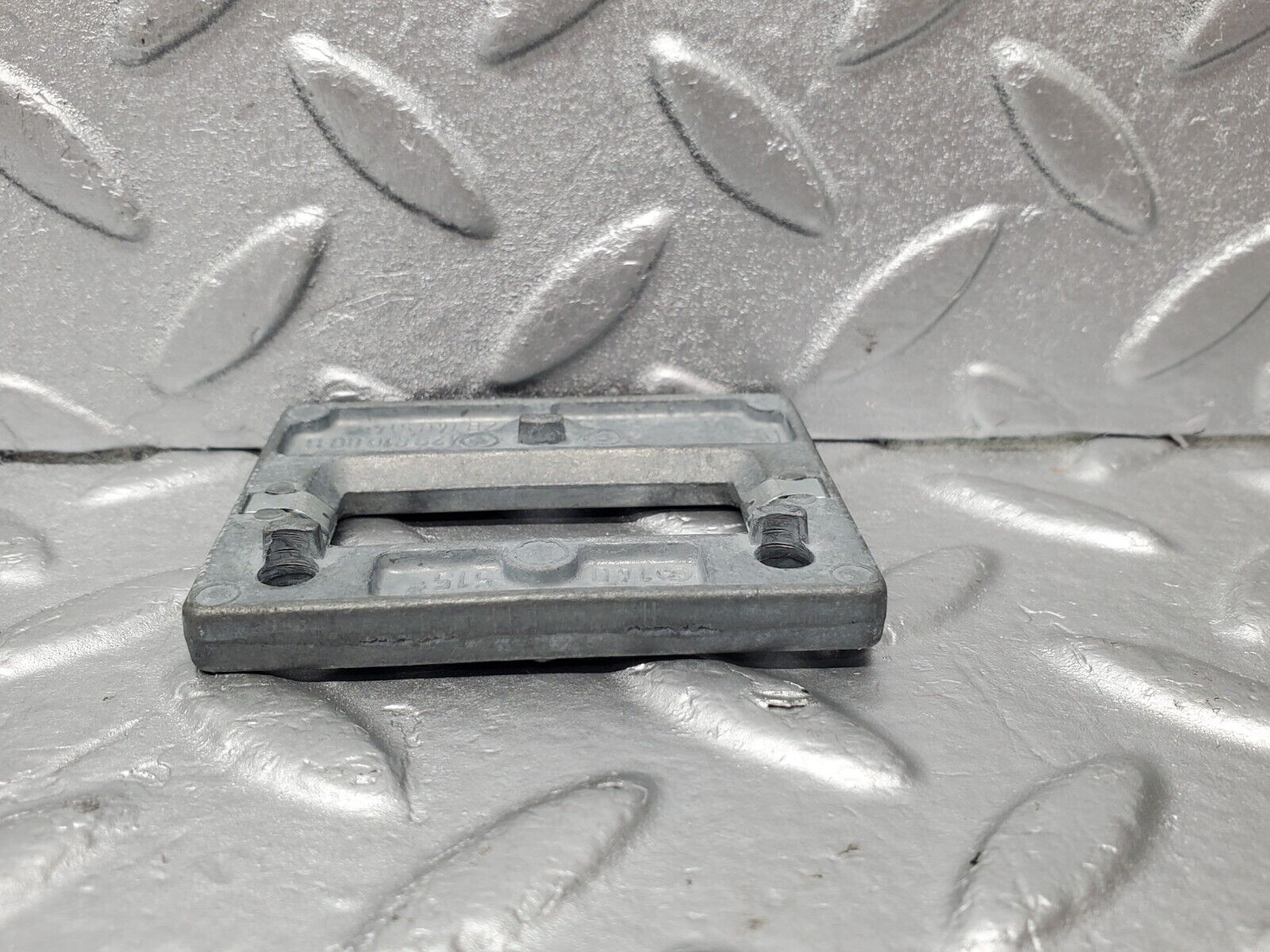 46780 Mercedes-Benz R129 320SL Coupe Rear View Mirror Bracket 1298110111 1298100011