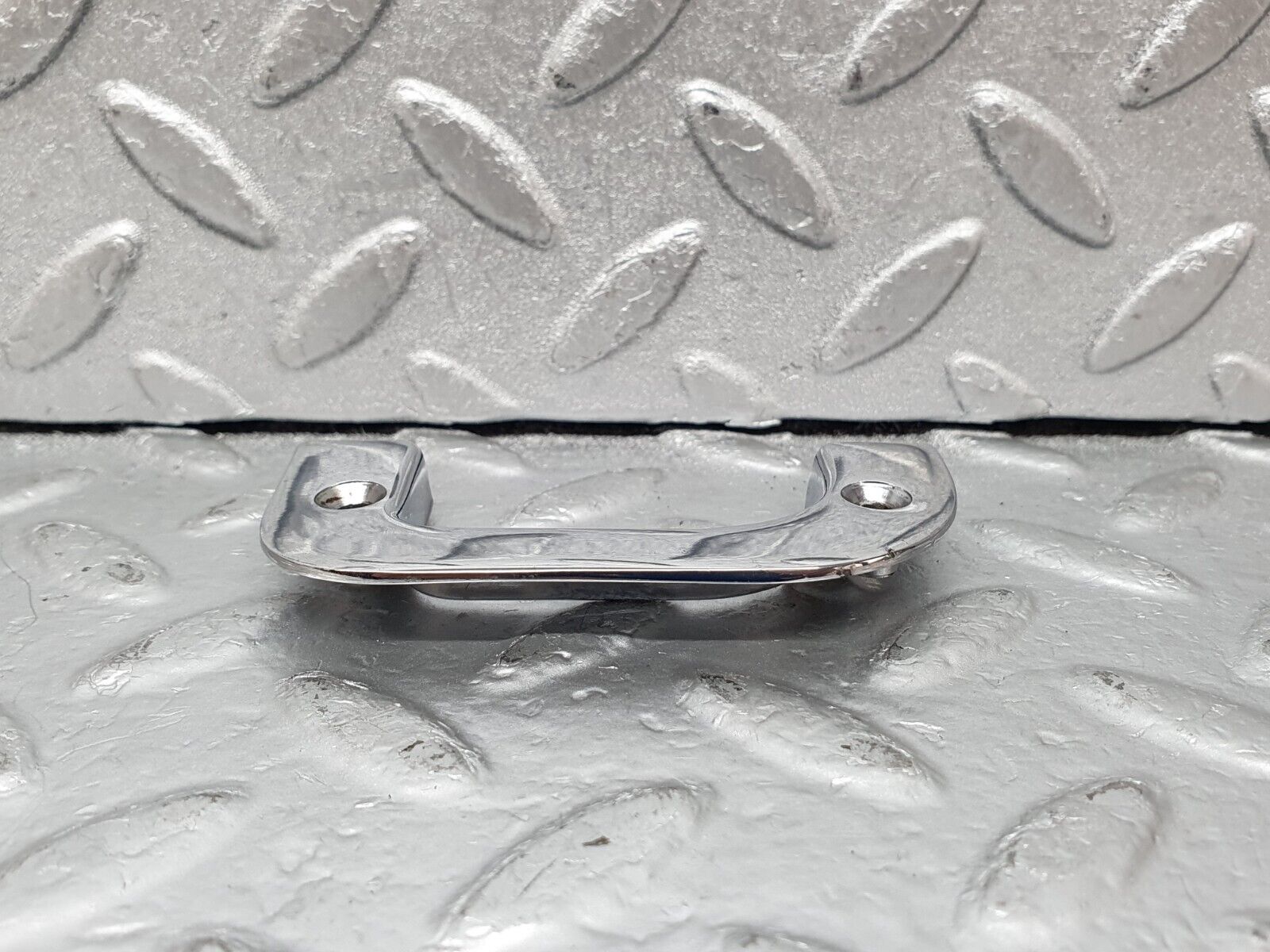 44176 Mercedes-Benz C123 230CE Coupe Interior Chrome Door Latch Trim Left 1237230124