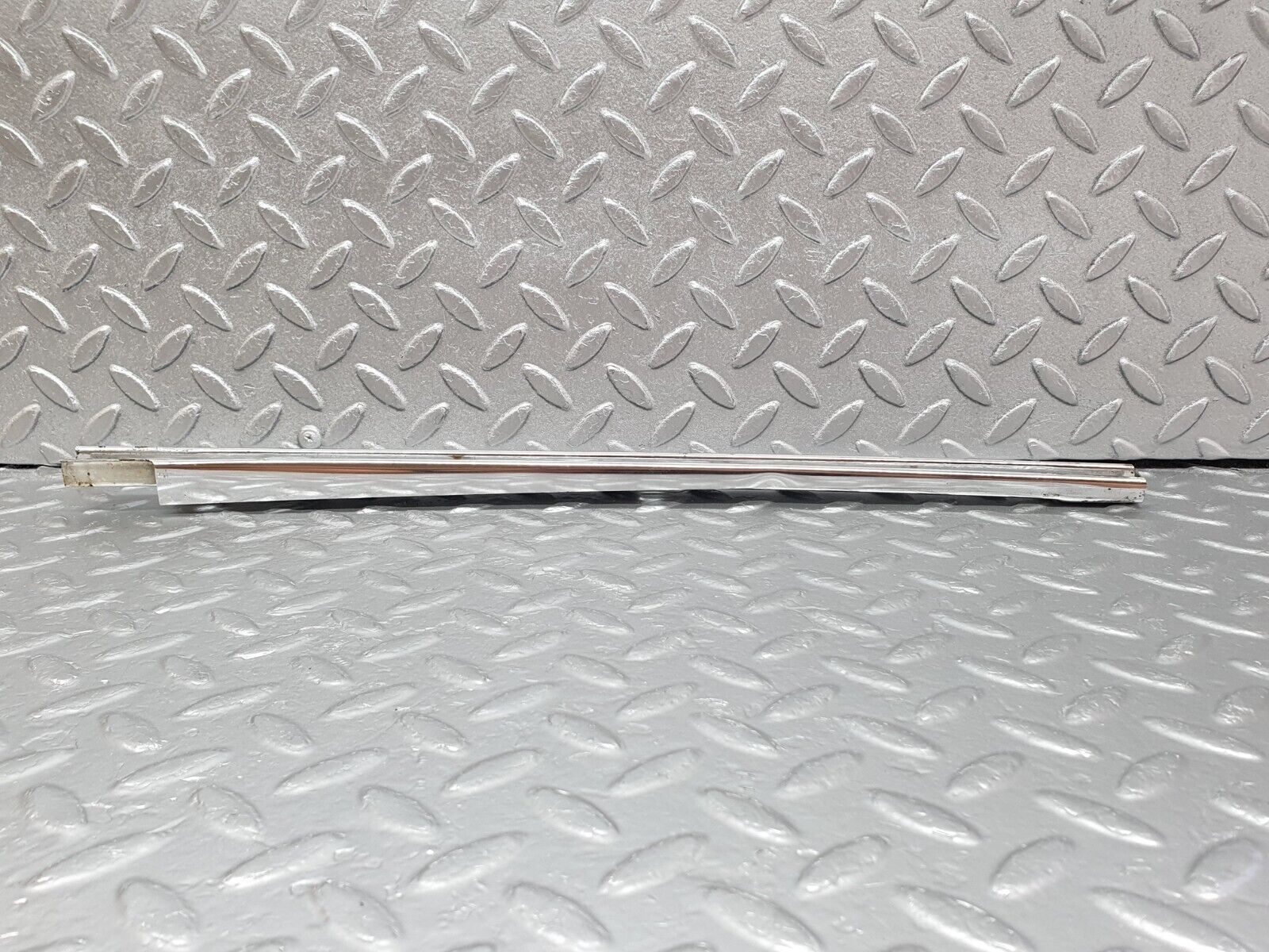 43211 Mercedes-Benz W108 280SE Front Right Door Window Chrome Channel