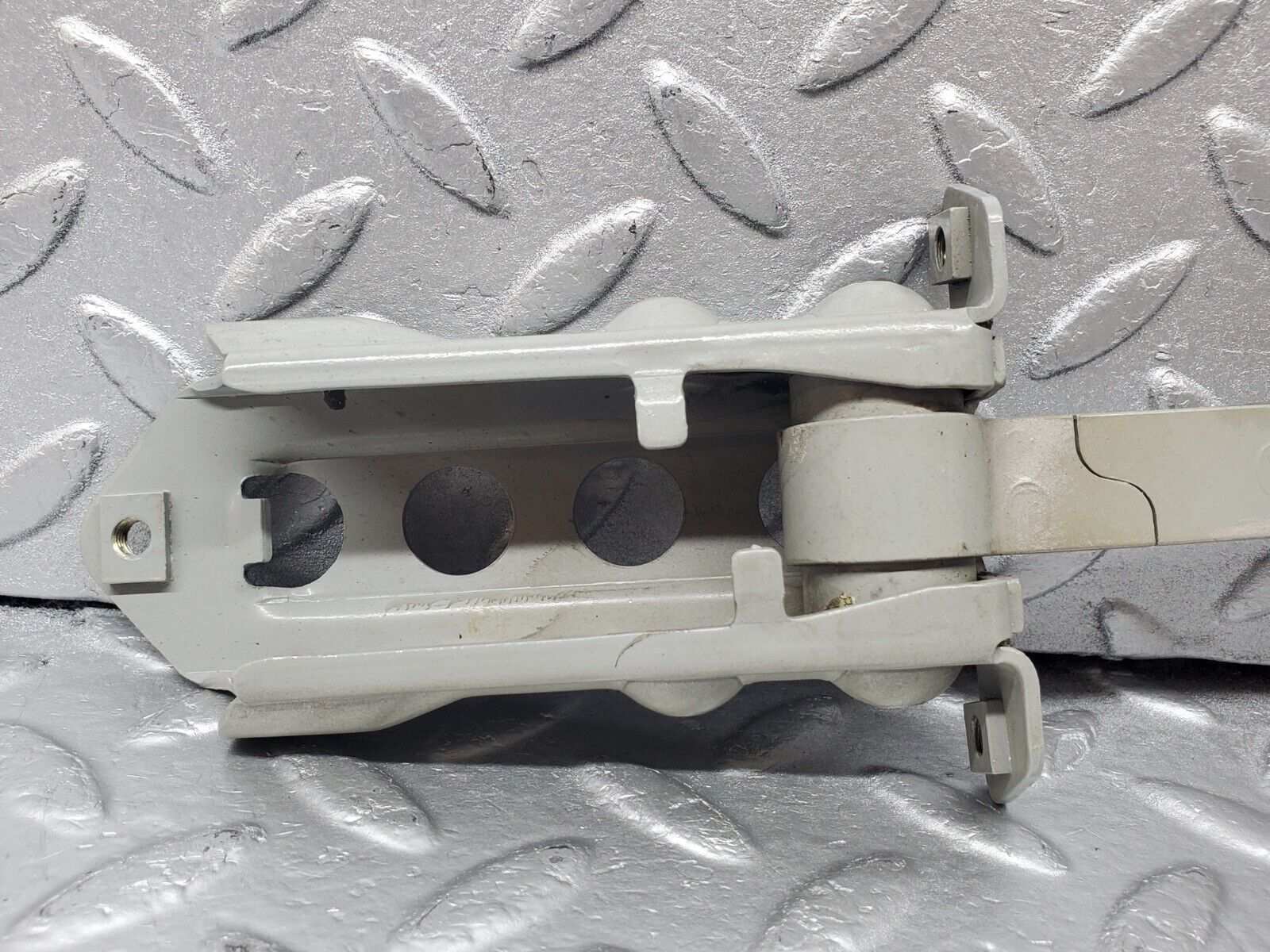 45549 Mercedes-Benz W126 420SE Door Safety Check Strap