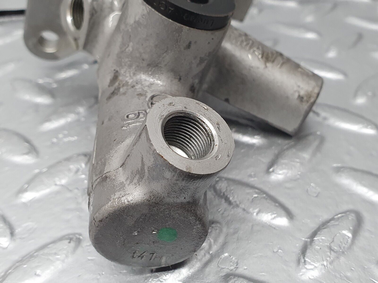 41790 Mercedes-Benz W202 C200 Brake Master Cylinder Lucas
