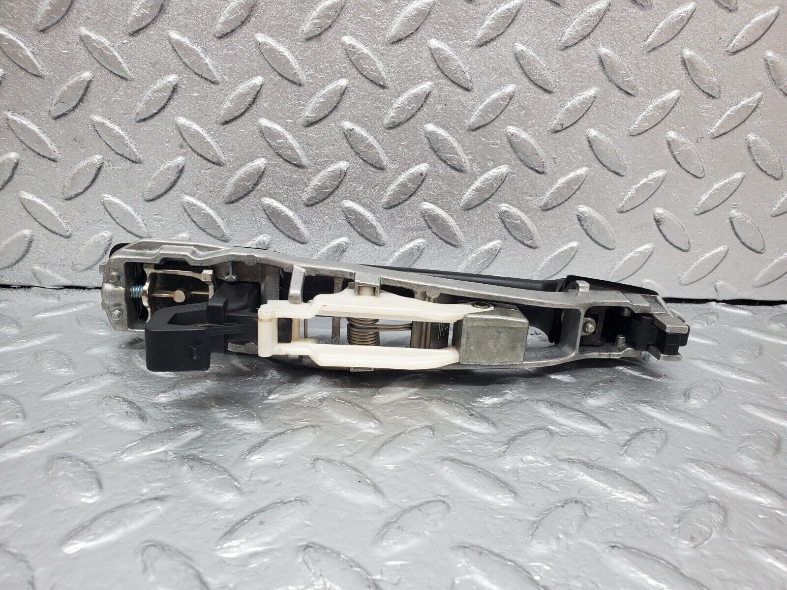 44803 Mercedes-Benz W124 220E Rear Right Exterior Door Handle