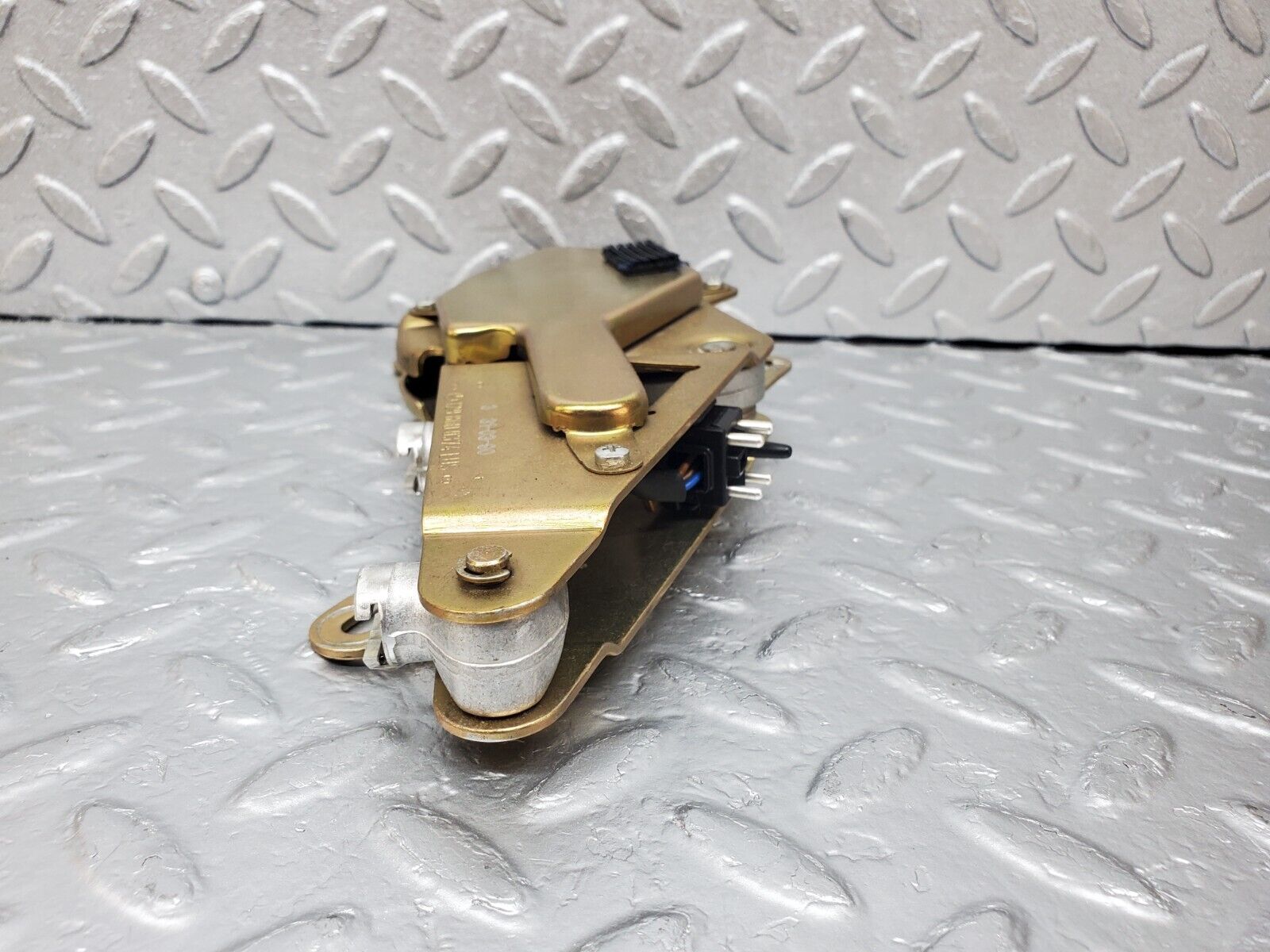 44981 Mercedes-Benz R129 300SL Coupe Roof Lock Left Side 1298000374