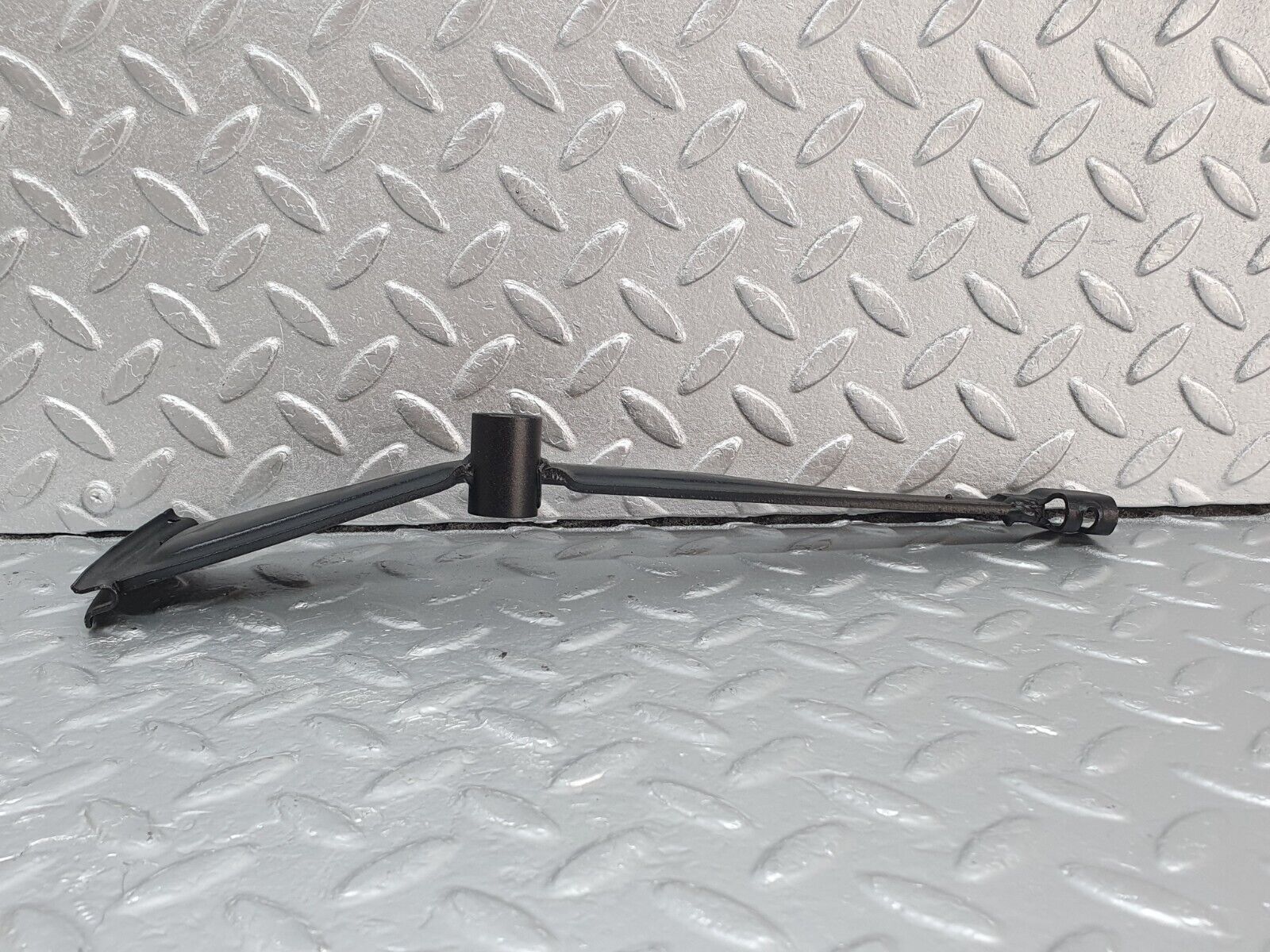 43144 Mercedes-Benz W108 280SE Handbrake Parking Brake Regulator