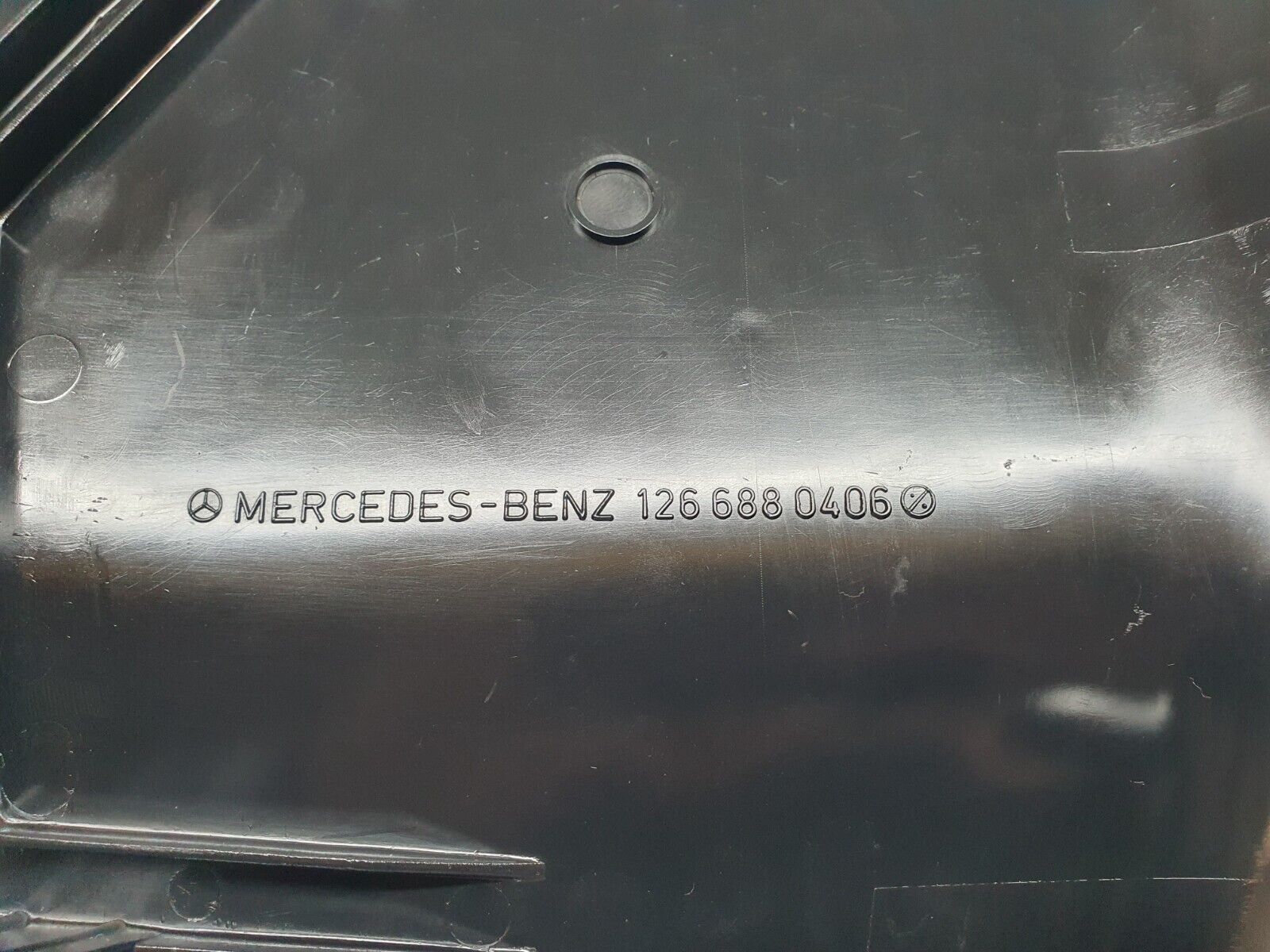 43611 Mercedes-Benz C126 380SEC Coupe Front Right Kick Panel Beige 1266880406