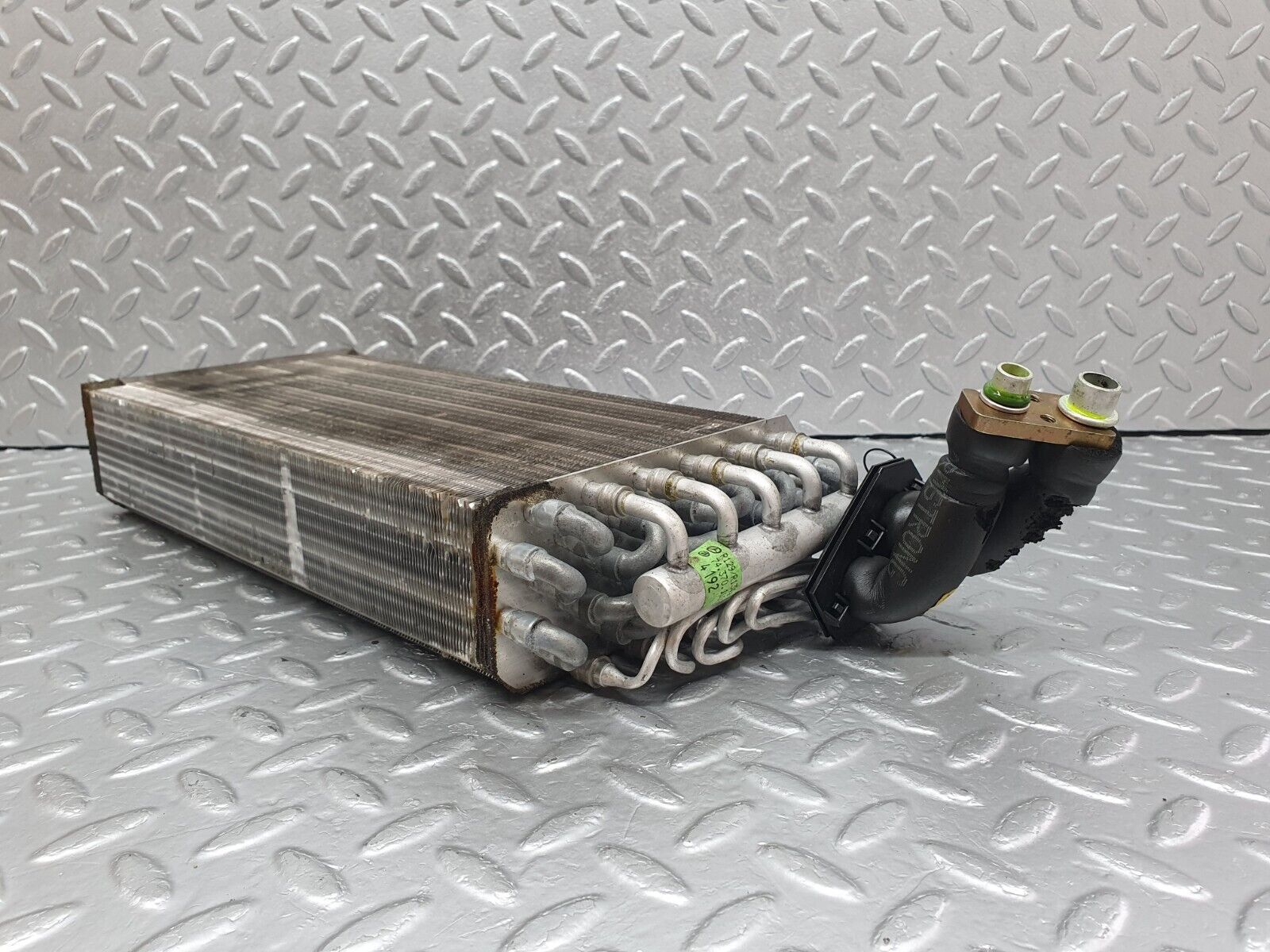 42405 Mercedes-Benz R129 320SL Coupe Air Conditioning Radiator