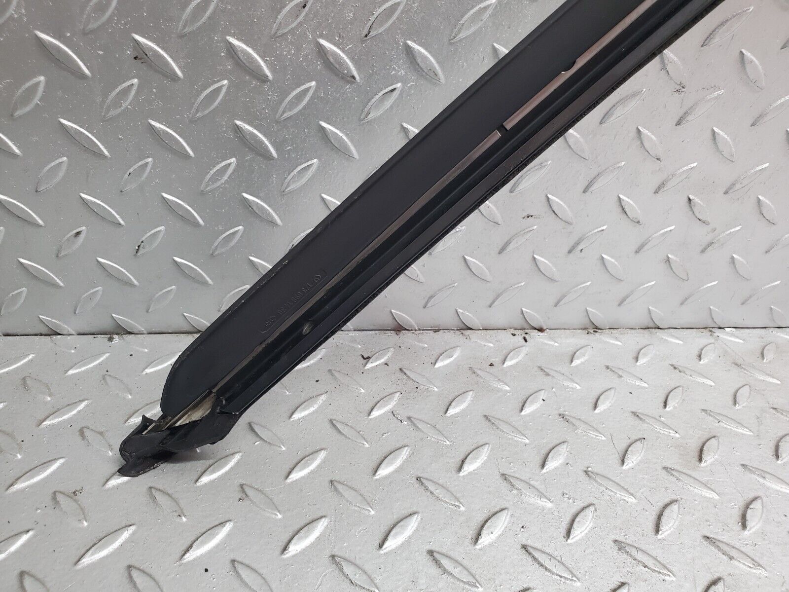 44546 Mercedes-Benz W123 280E Roof Chrome Moulding Trim Right Side 1236981430