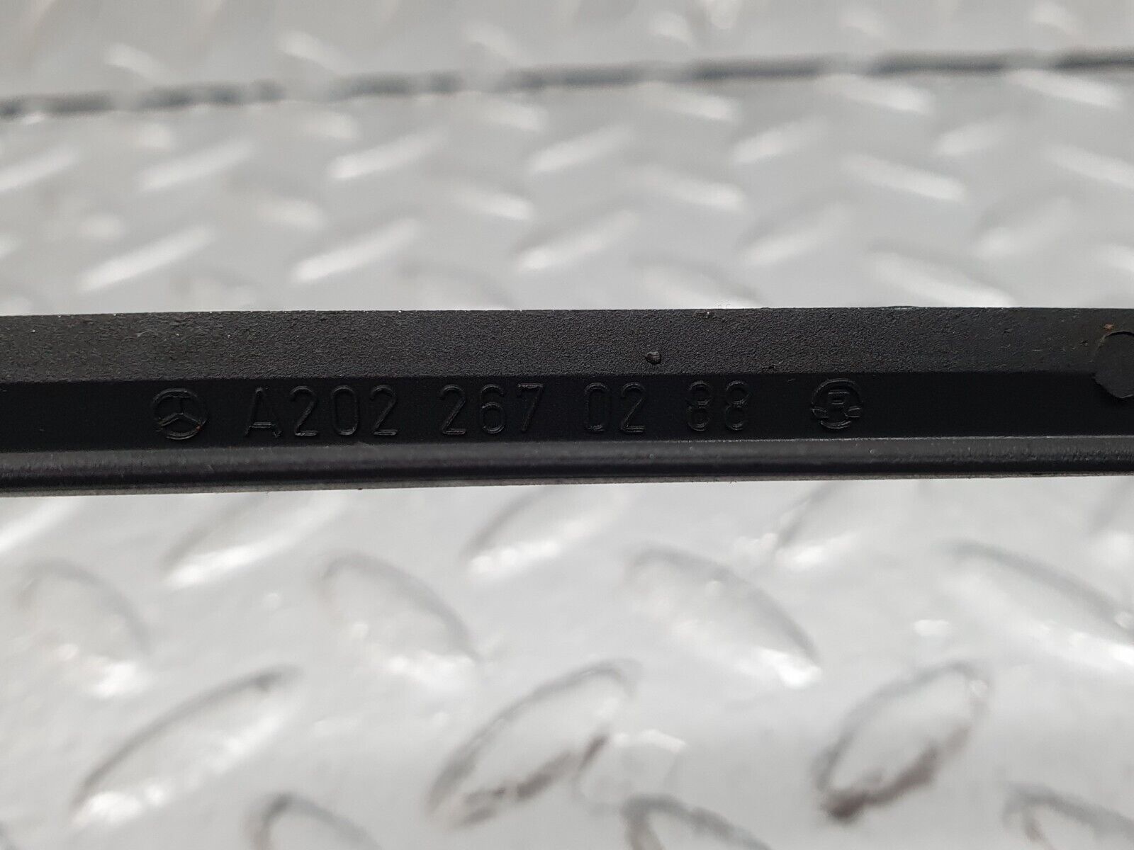 41908 Mercedes-Benz W202 C200 Gear Selector Surround Trim 2022670288