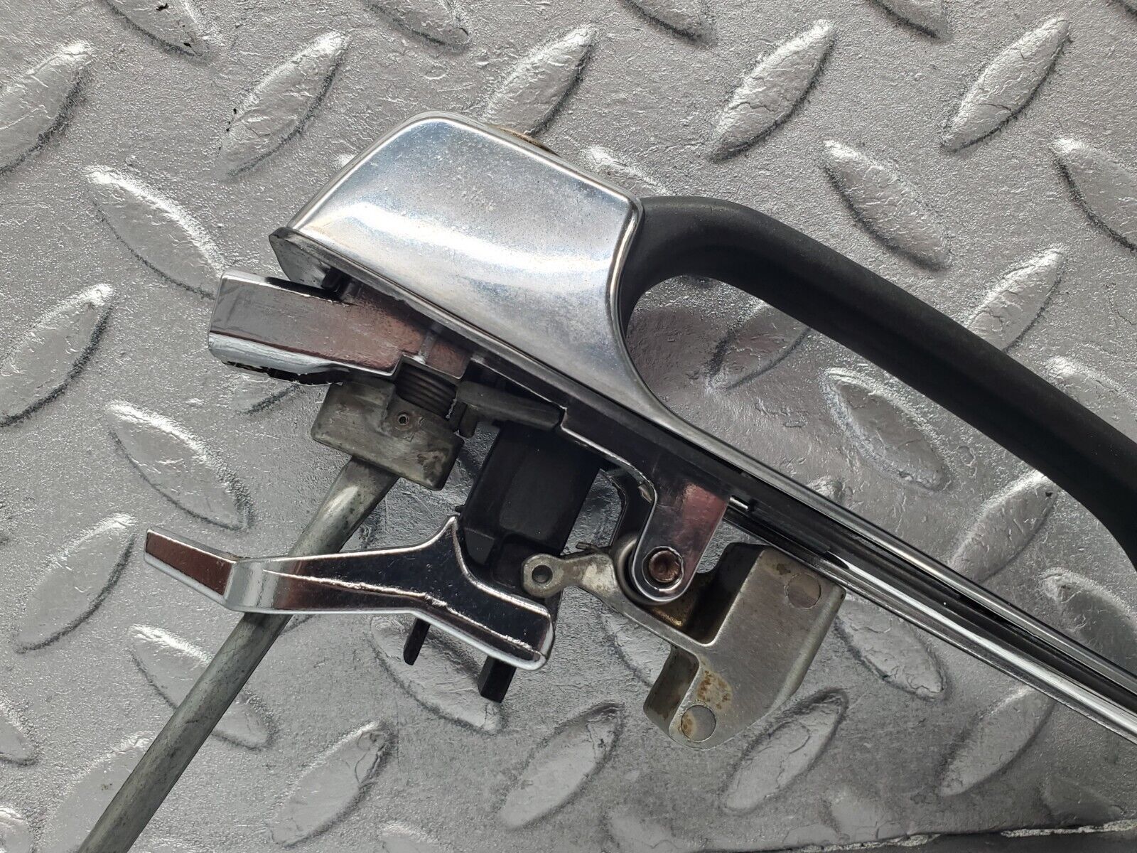 46384 Mercedes-Benz C123 280CE Coupe Right Door Exterior Handle No Key