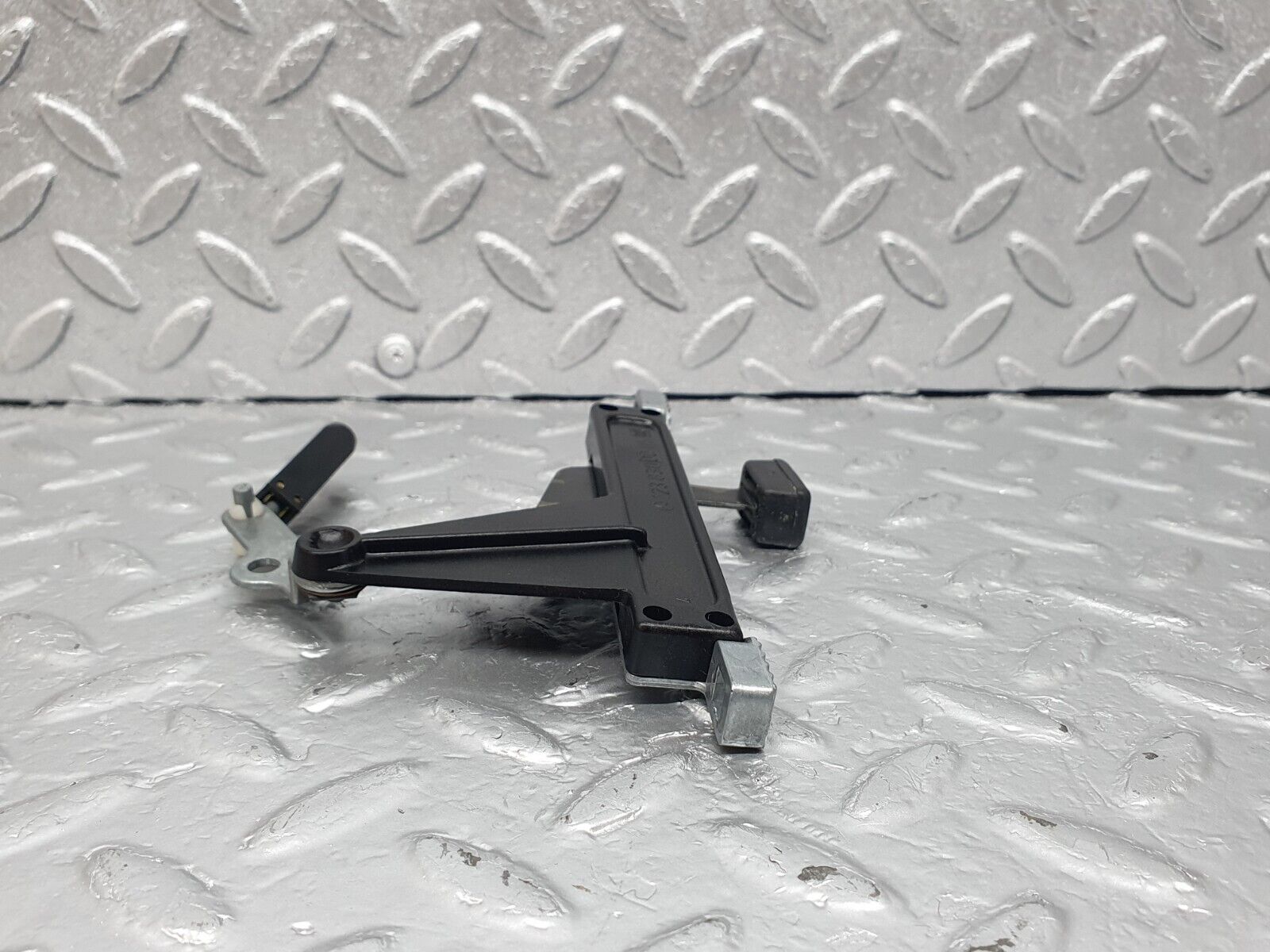 43960 Mercedes-Benz C123 230CE Coupe Heater Control Switch 1238300085