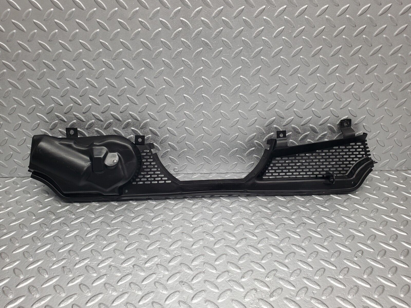 46880 Mercedes-Benz R129 320SL Coupe Windscreen Wiper Motor Cover Panel