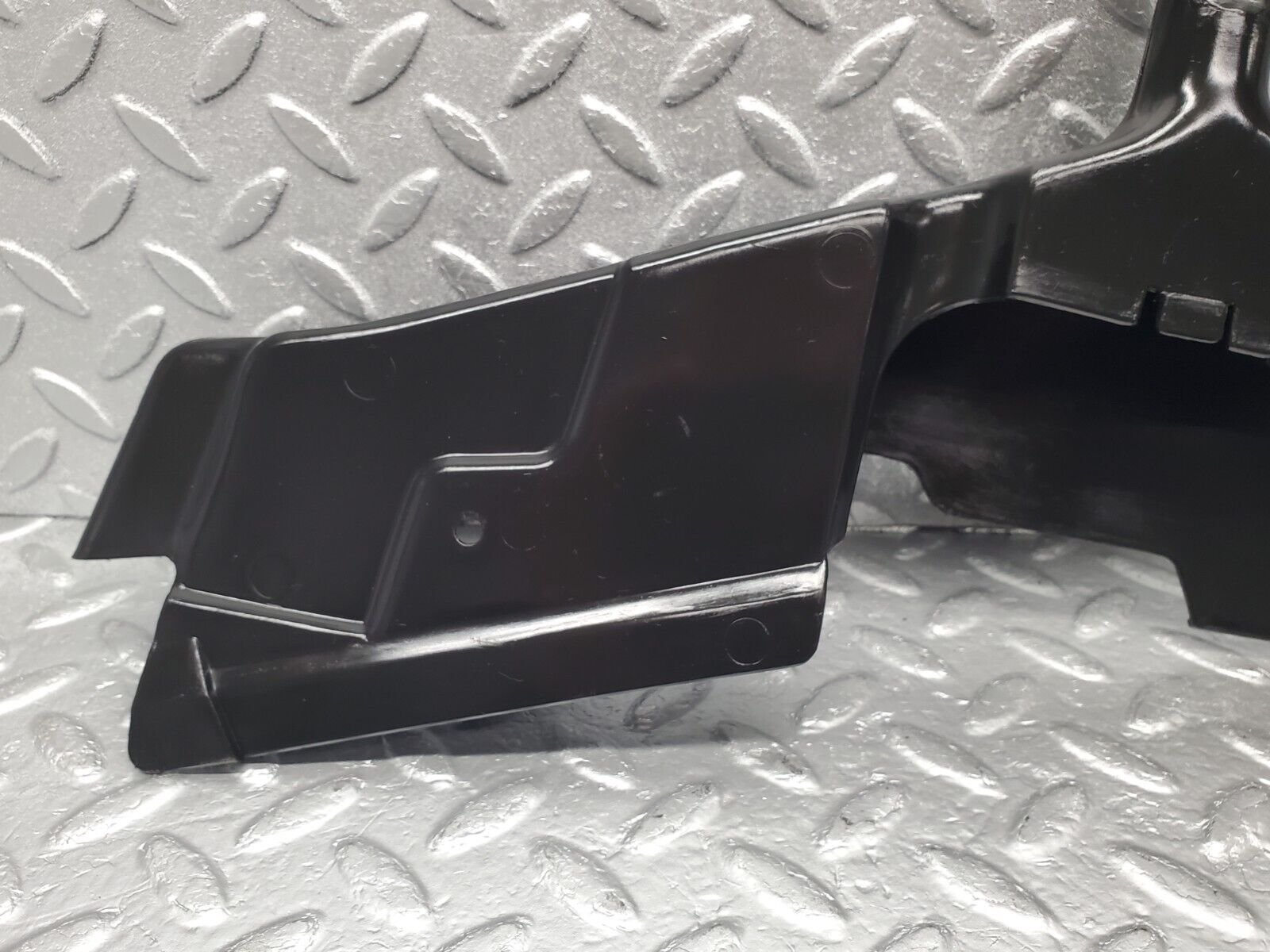 46884 Mercedes-Benz R129 320SL Coupe Windscreen Drain Channel Left Side 1296280173