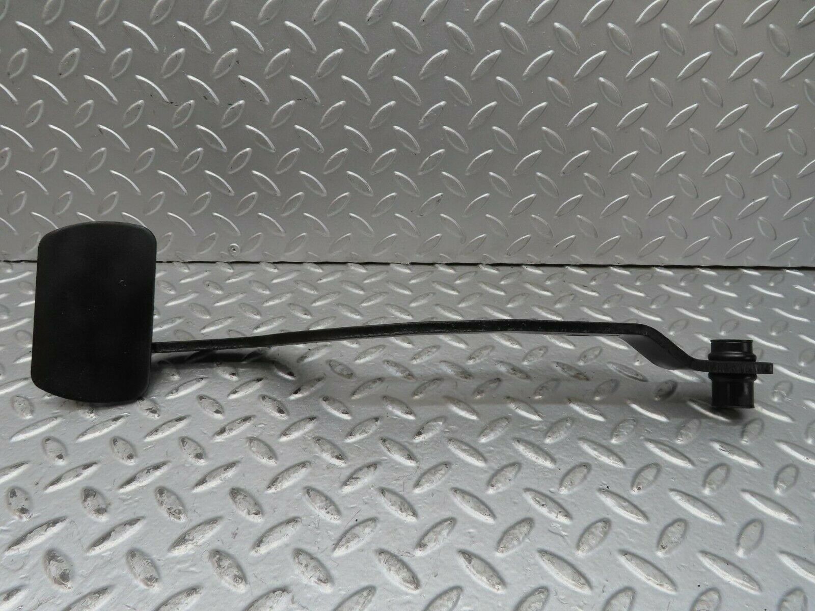 15725 Mercedes-Benz R107 450SL Brake Pedal