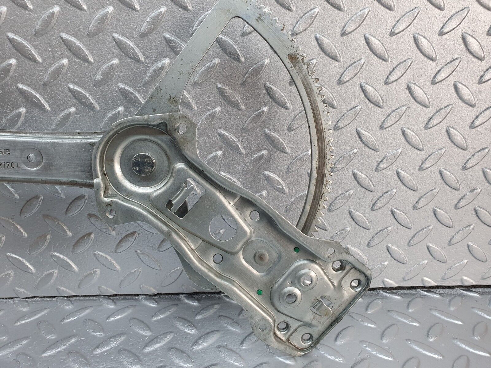 41938 Mercedes-Benz W202 C200 Front Left Power Window Regulator