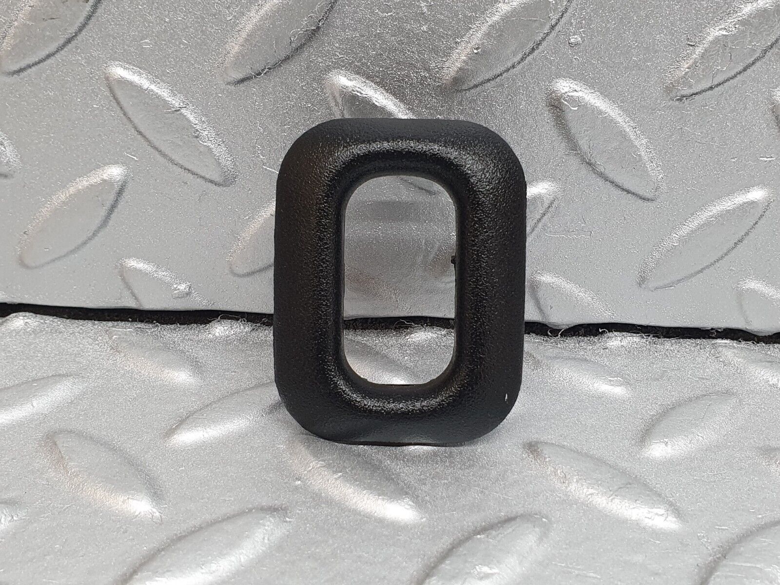 42046 Mercedes-Benz W202 C200 Window Switch Control Button Frame Housing 2028210159