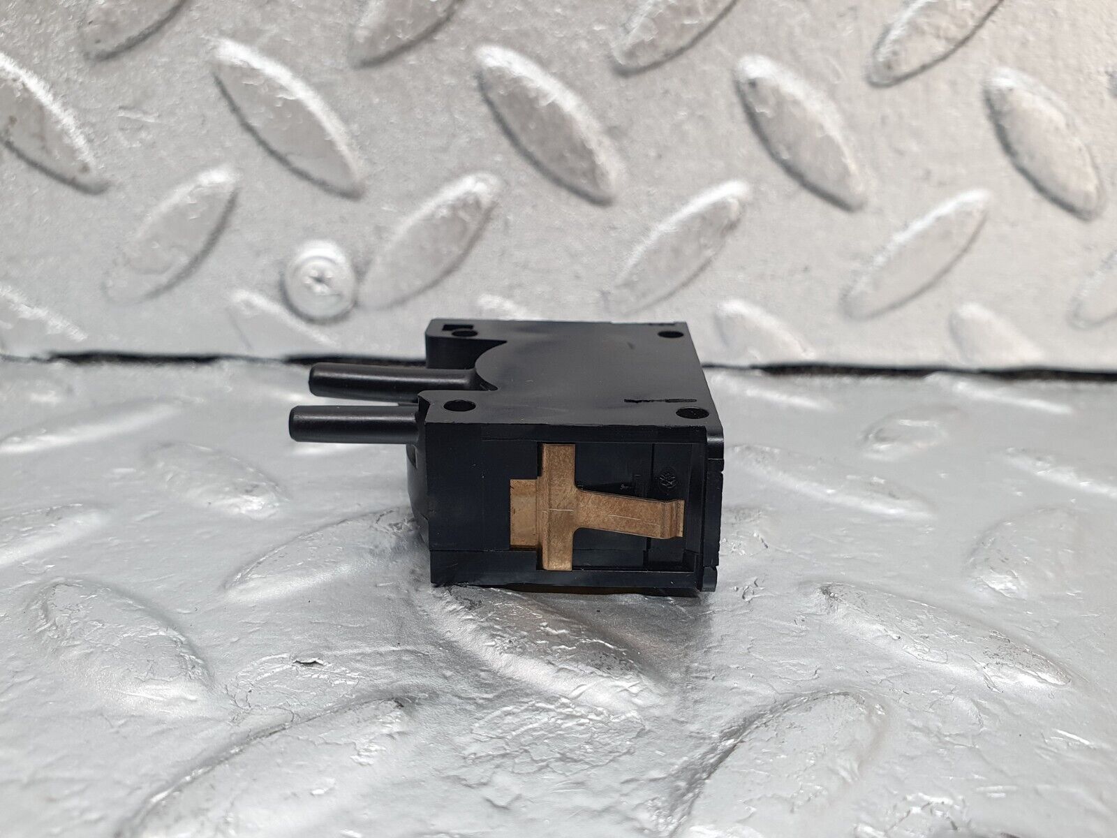 44114 Mercedes-Benz C123 230CE Coupe Headlight Level Switch 0008000473