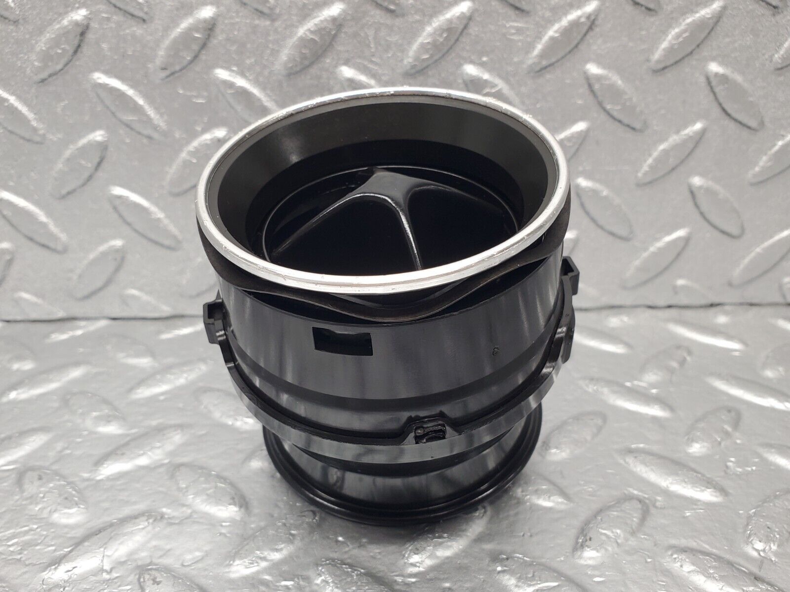 46515 Mercedes-Benz C123 280CE Coupe Dashboard Air Vent 1238300254