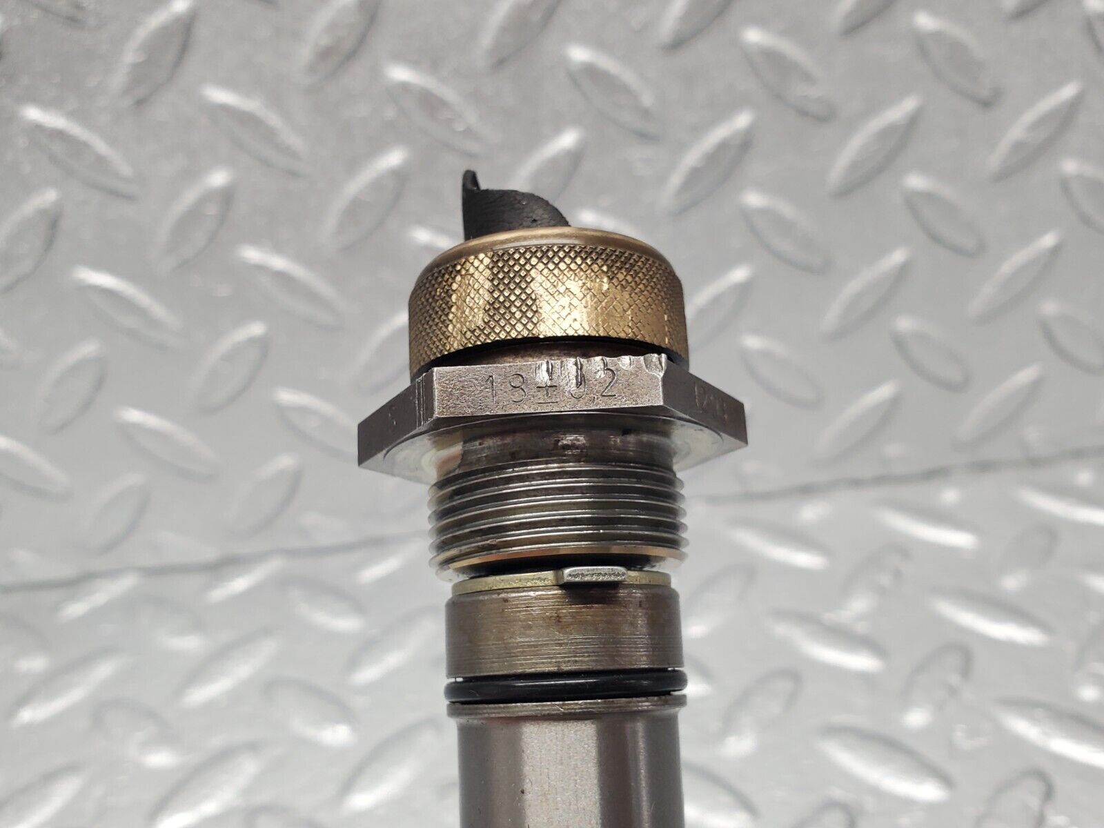 46302 Mercedes-Benz W124 280E Automatic Gearbox Overload Protection Switch