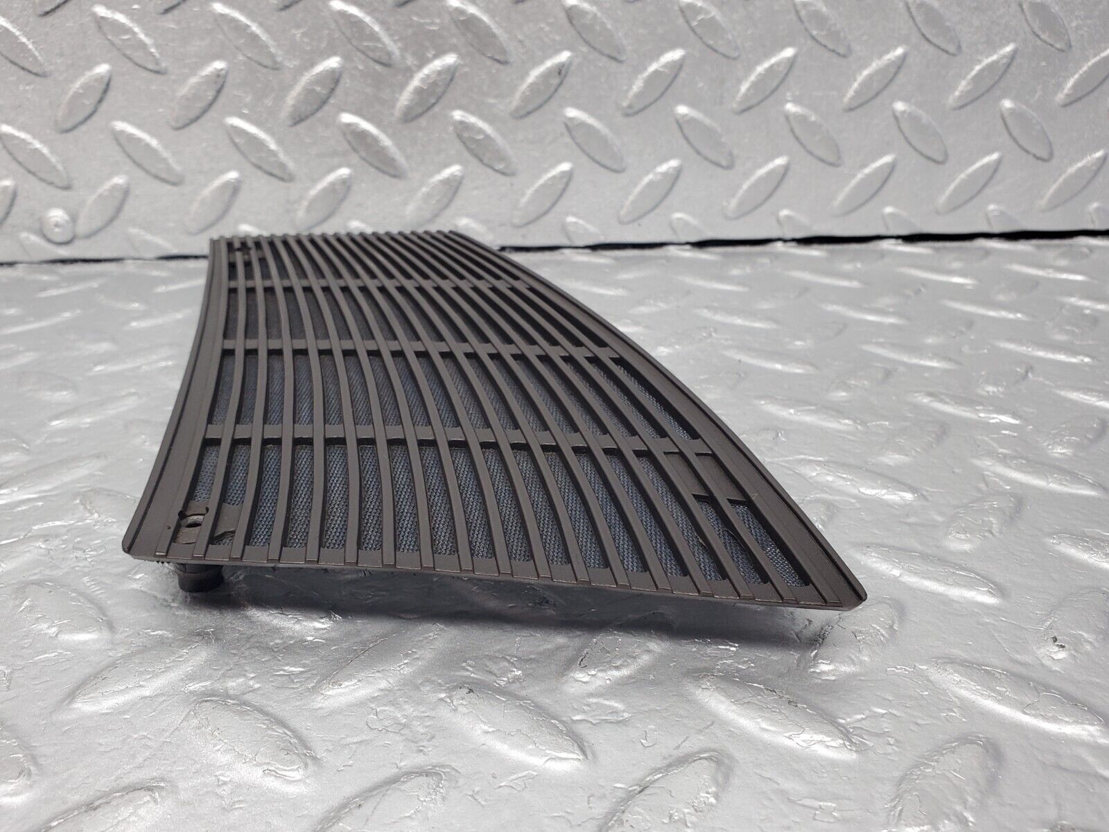 45958 Mercedes-Benz W126 420SE Dashboard Speaker Cover Left Side 1266806839