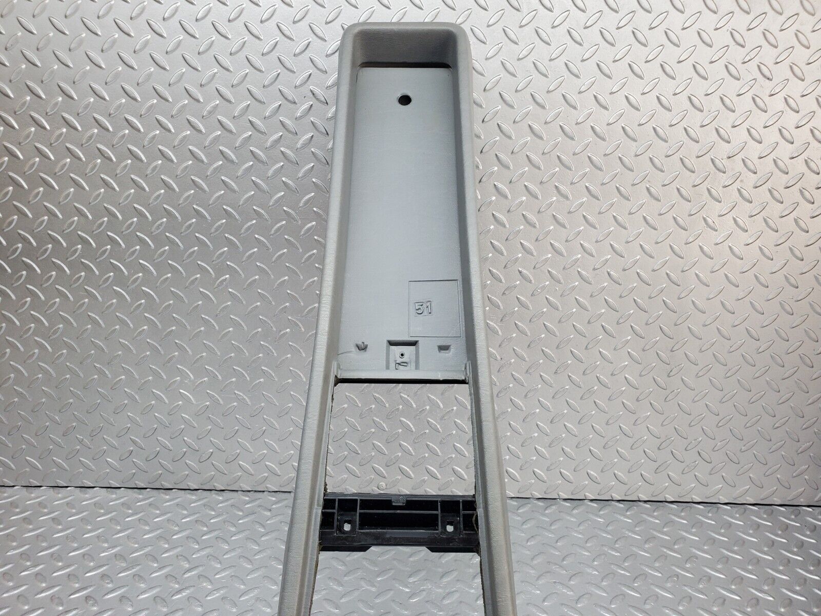 44679 Mercedes-Benz W124 220E Centre Console Grey