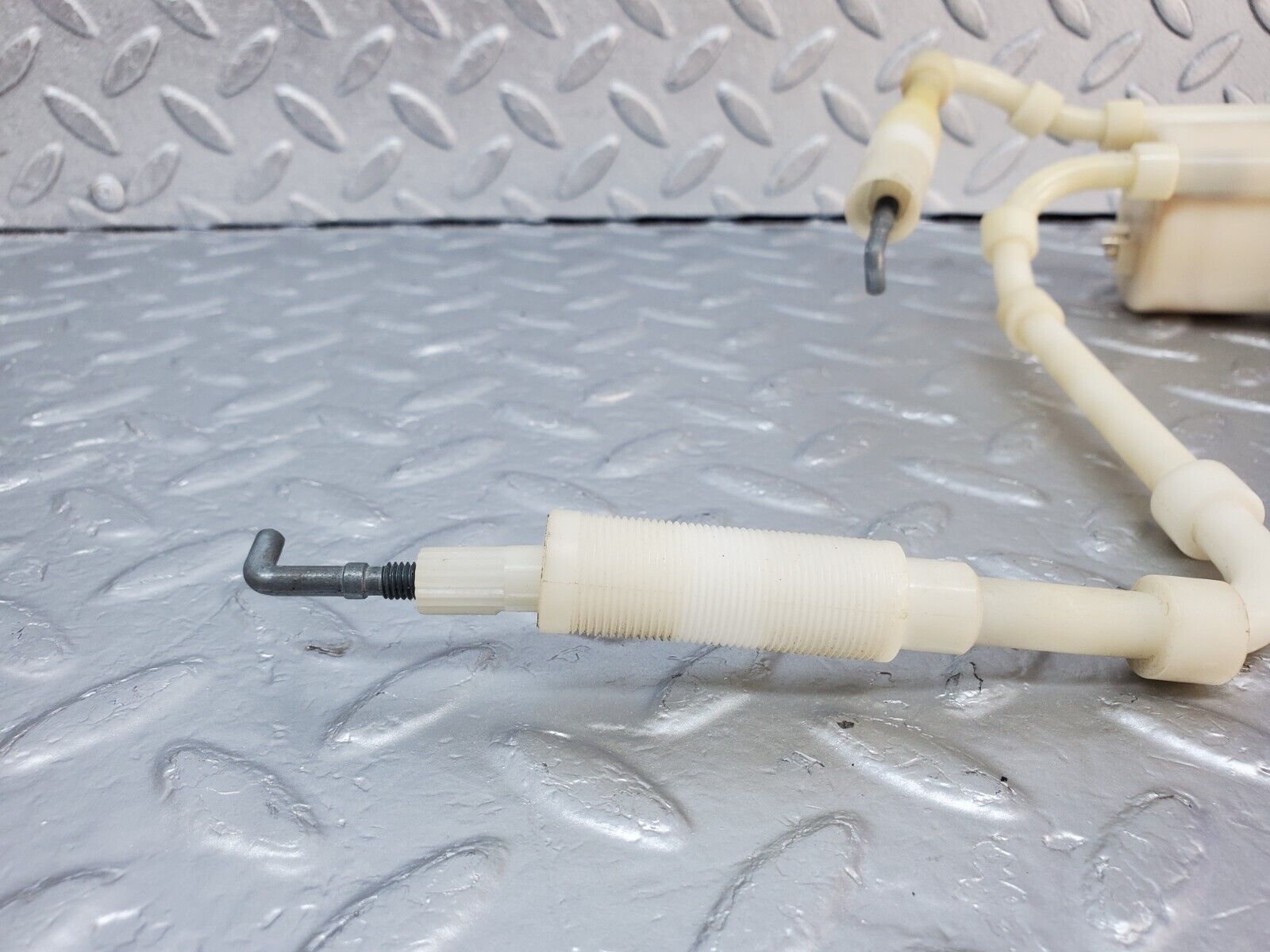 45690 Mercedes-Benz W126 420SE Heater Regulator 1268300485