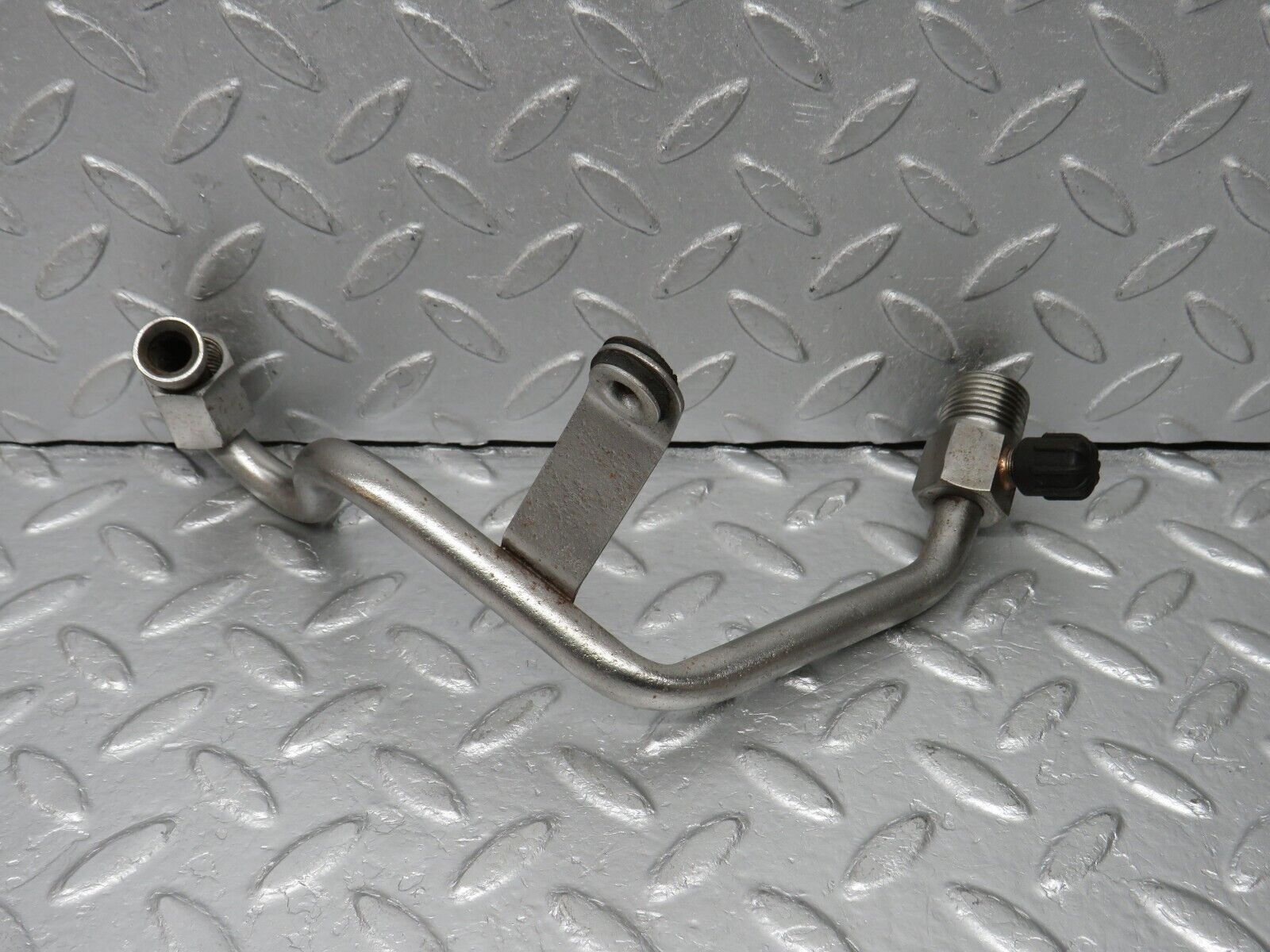 39286 Mercedes-Benz R107 500SL Air Conditioning Hose Pipe