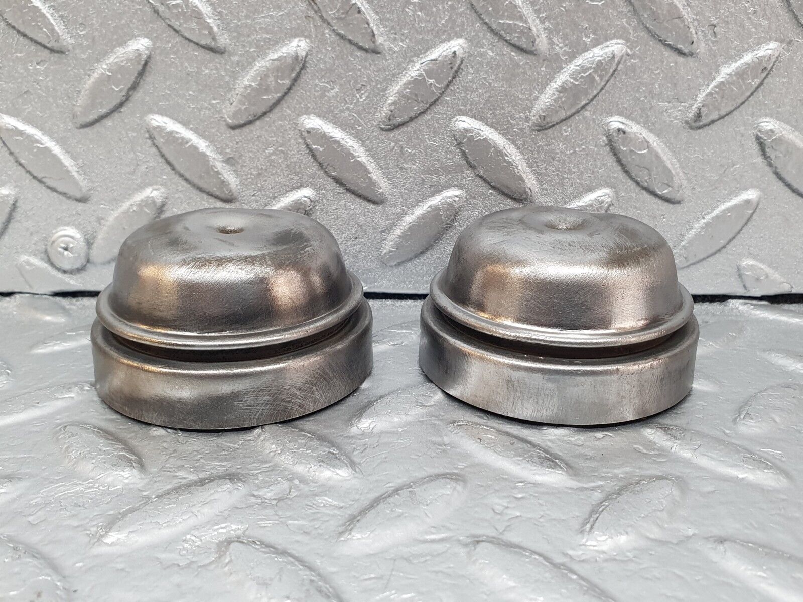 44044 Mercedes-Benz C123 230CE Coupe Wheel Hub Locking Cap