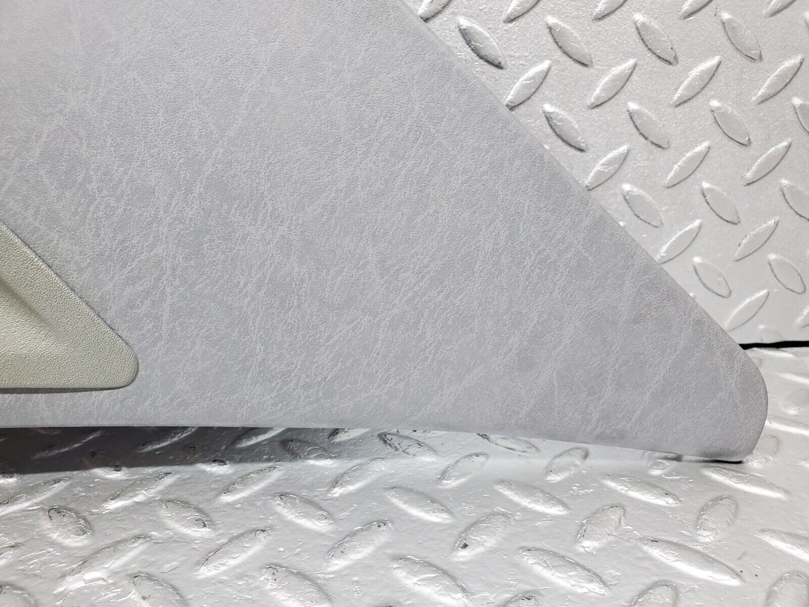 44638 Mercedes-Benz W124 220E C Pillar Cover Panel Left Side Grey 1246950730