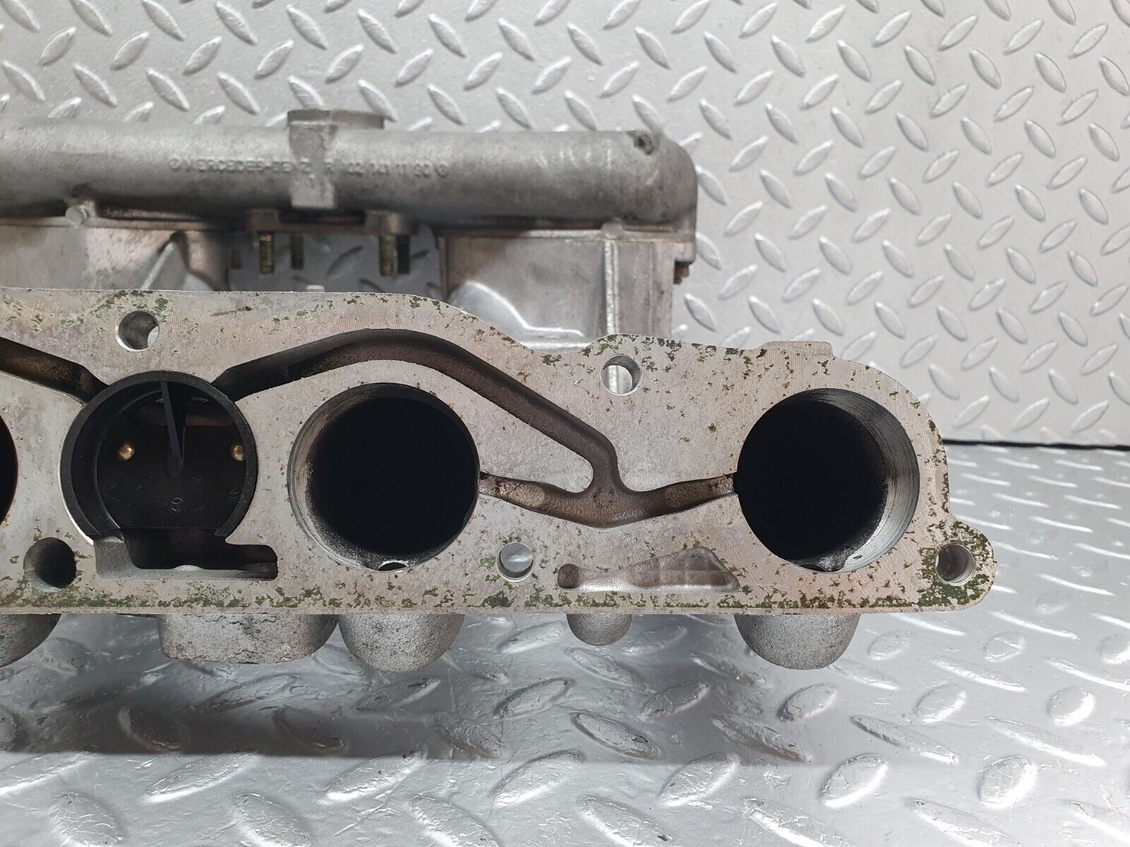 44139 Mercedes-Benz C123 230CE Coupe Air Intake Manifold 1021410301 1021411190