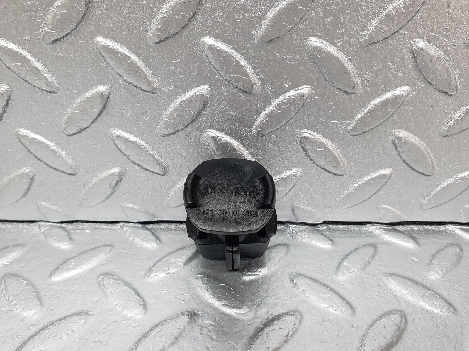 42942 Mercedes-Benz W201 190 2.0L Kickdown Switch 1243010141