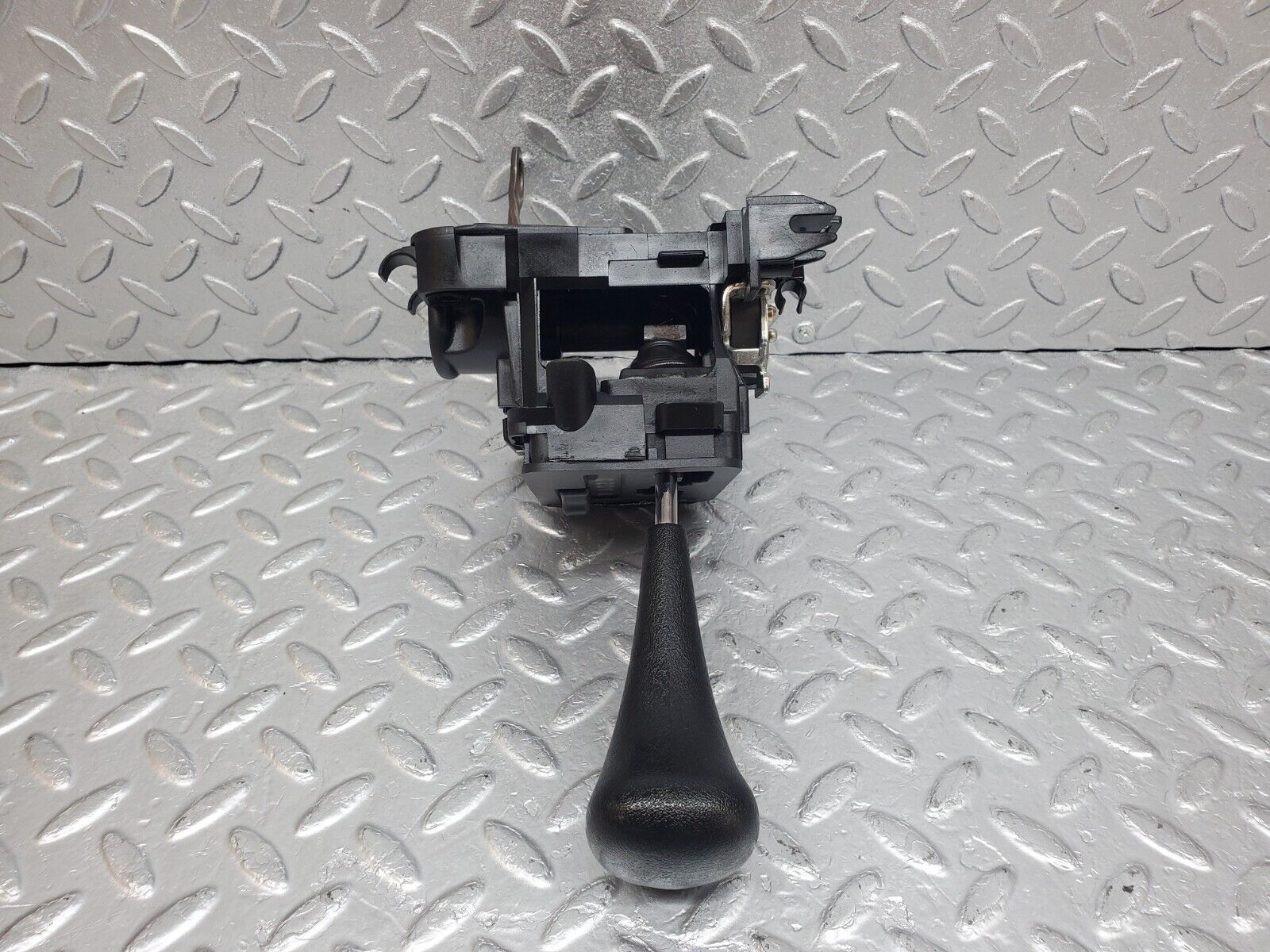 44784 Mercedes-Benz W124 220E Automatic Gear Selector 1292670637 2012670480