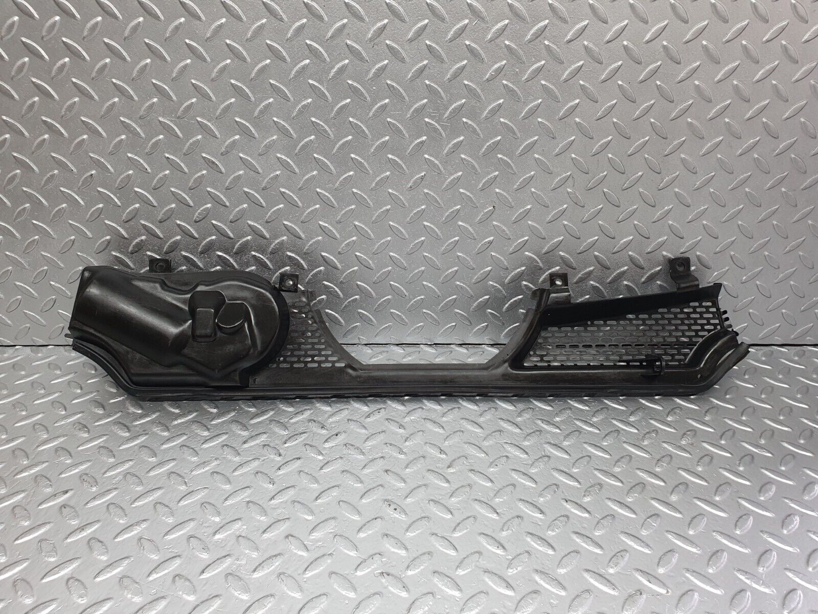 42589 Mercedes-Benz R129 320SL Coupe Windscreen Wiper Motor Cover Panel